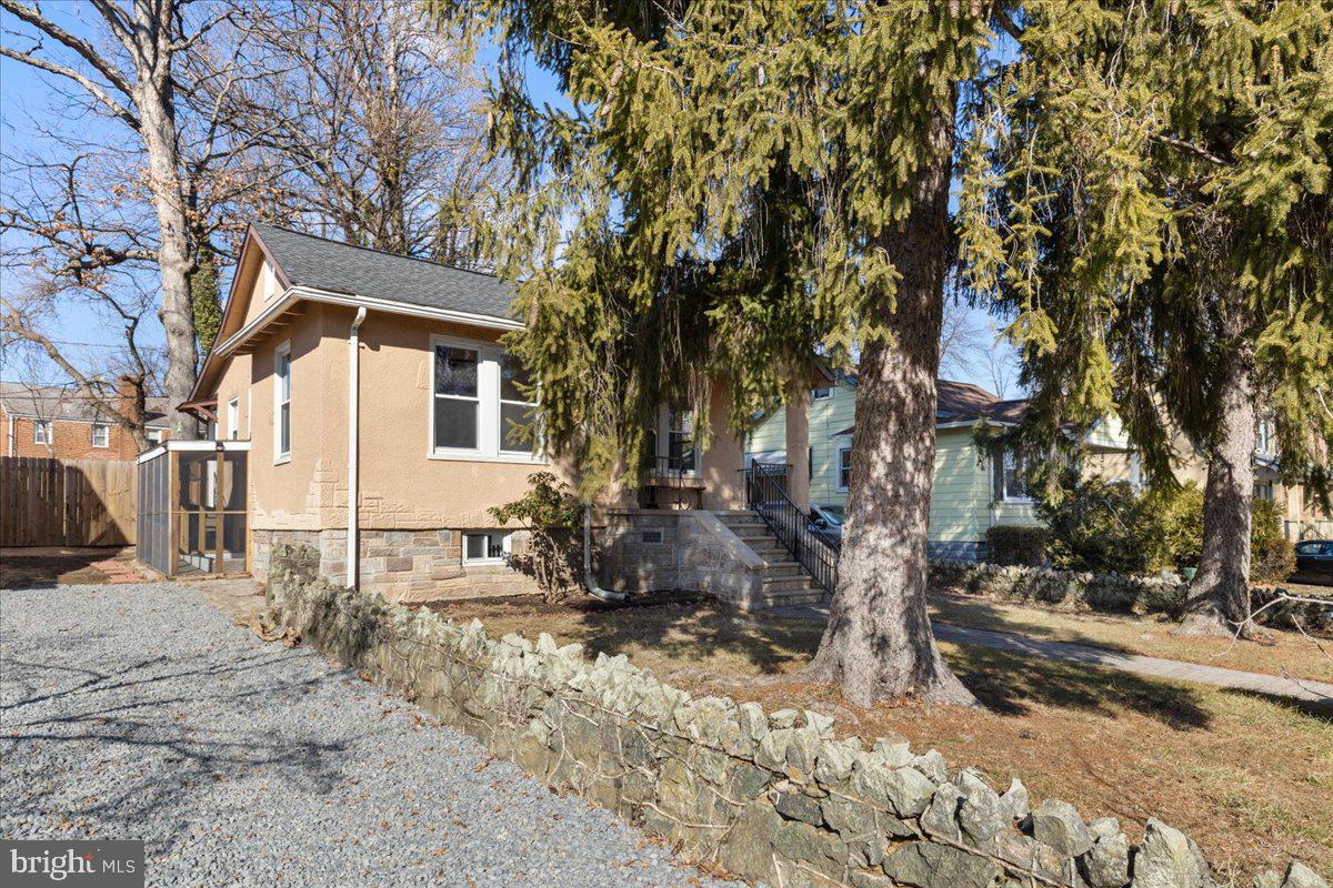 GLEN OAKS - Residential