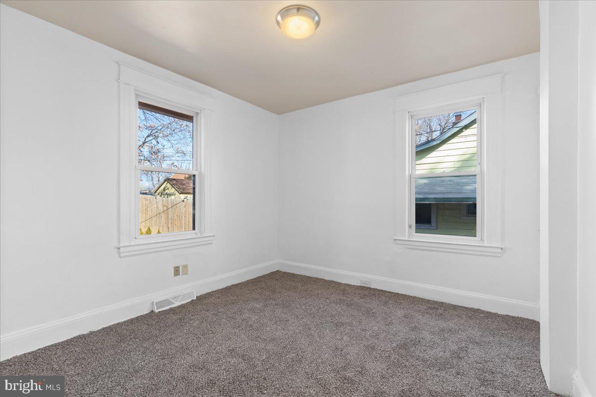 GLEN OAKS - Residential