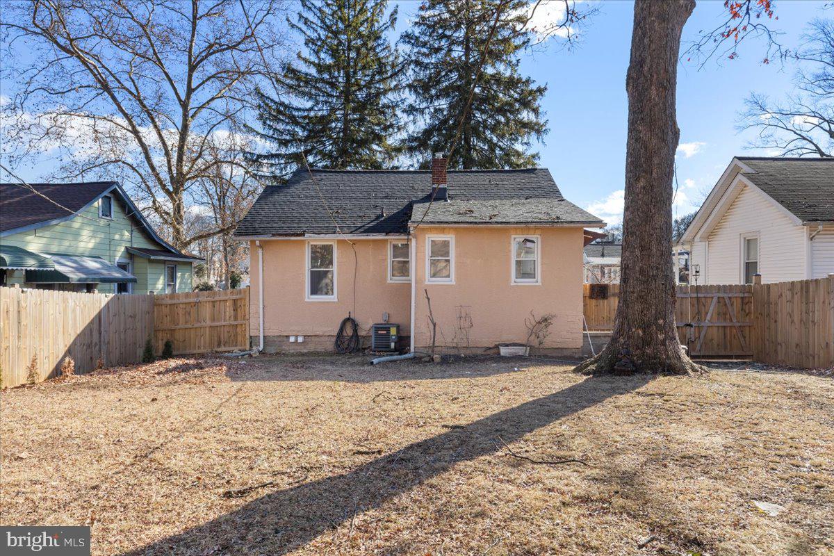 GLEN OAKS - Residential