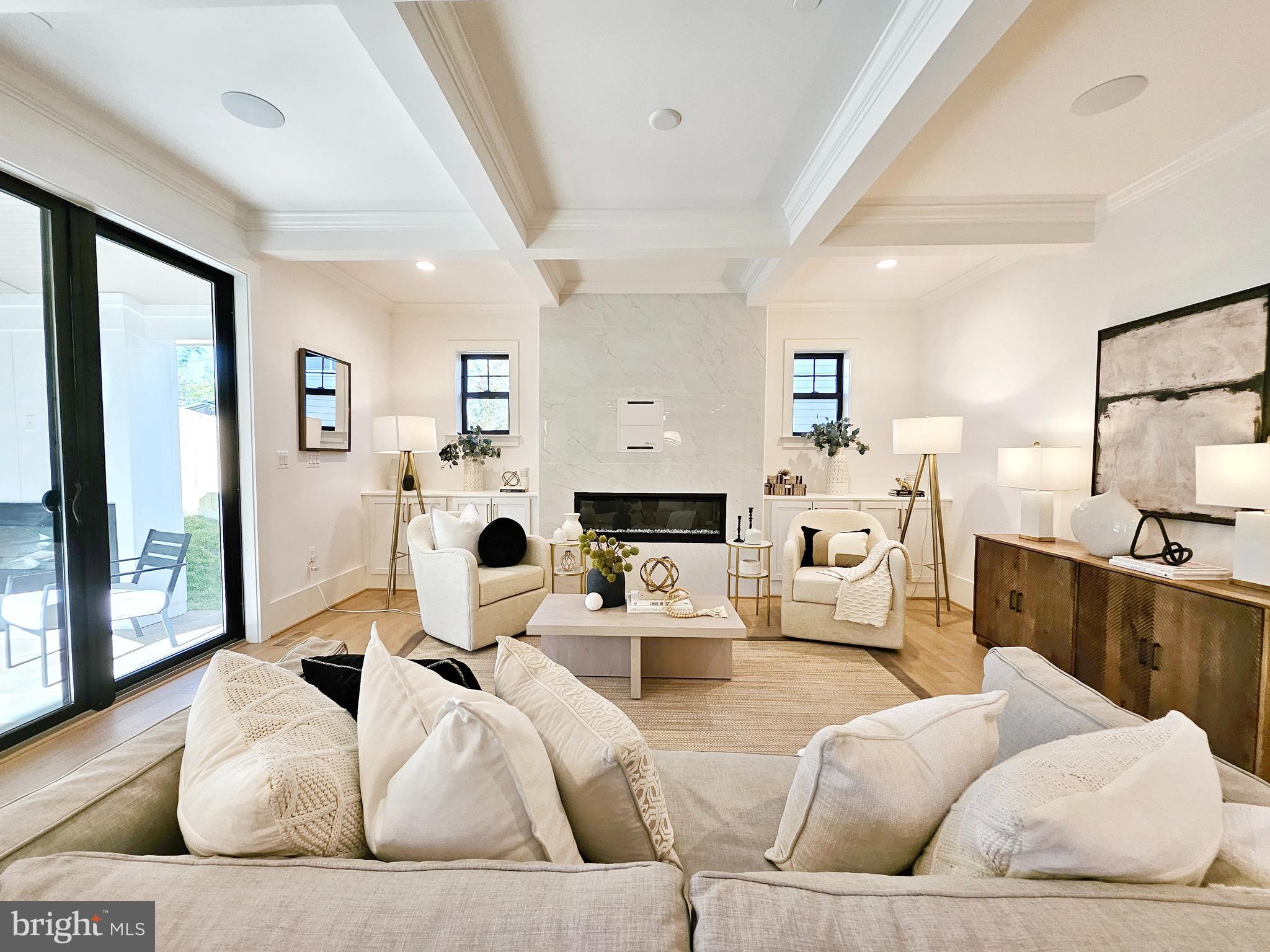 BURNING TREE VALLEY - Residential