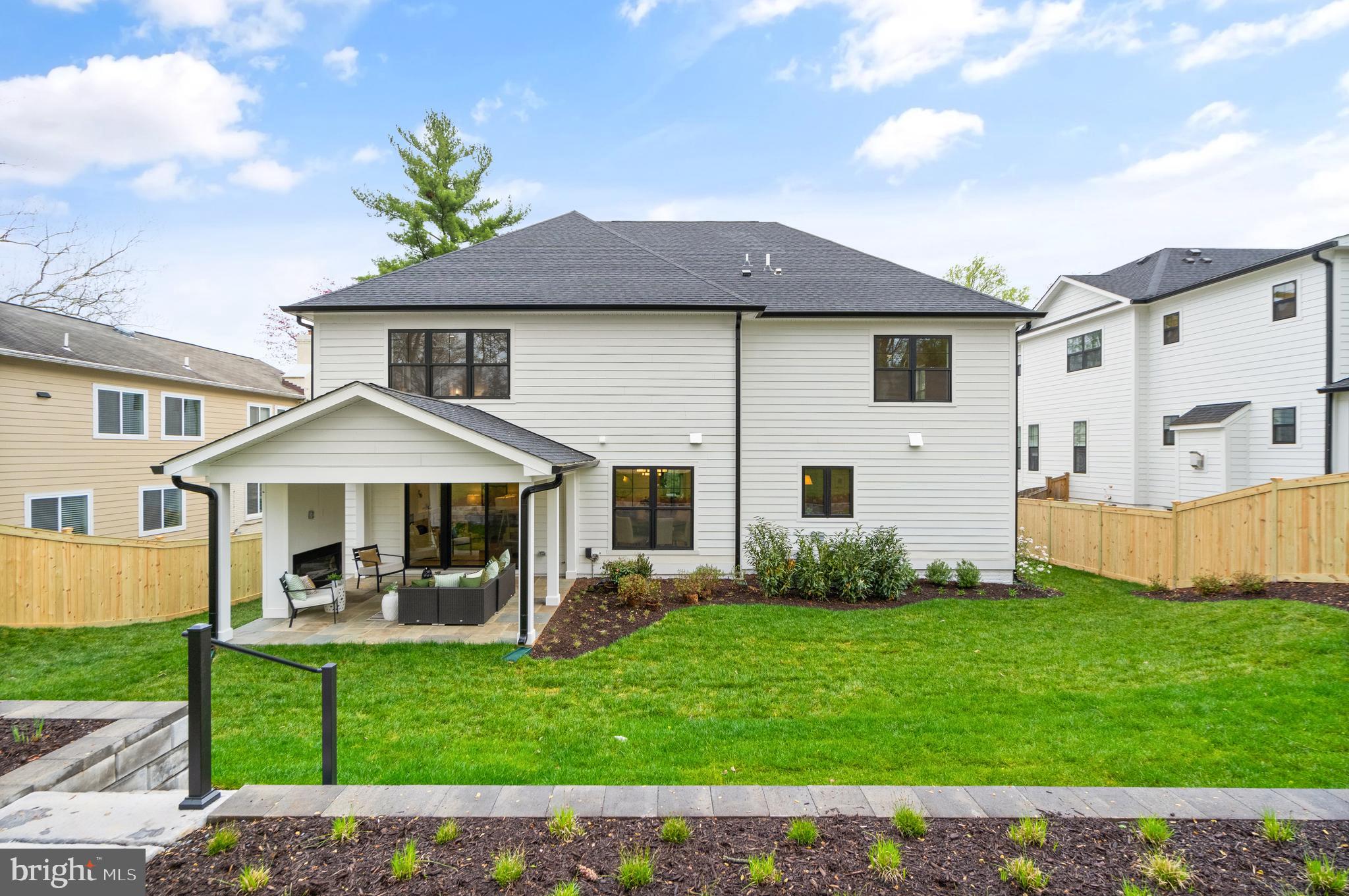 BURNING TREE VALLEY - Residential