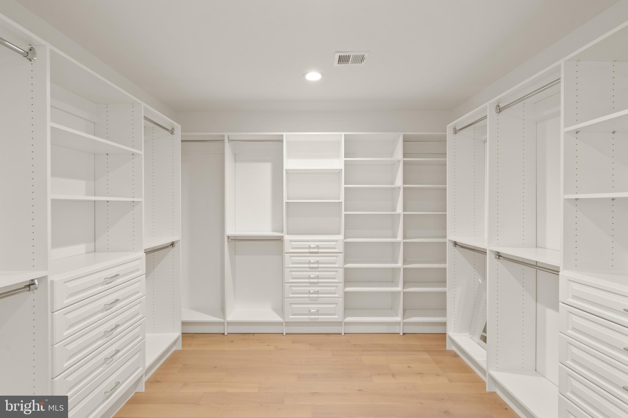 BURNING TREE VALLEY - Residential