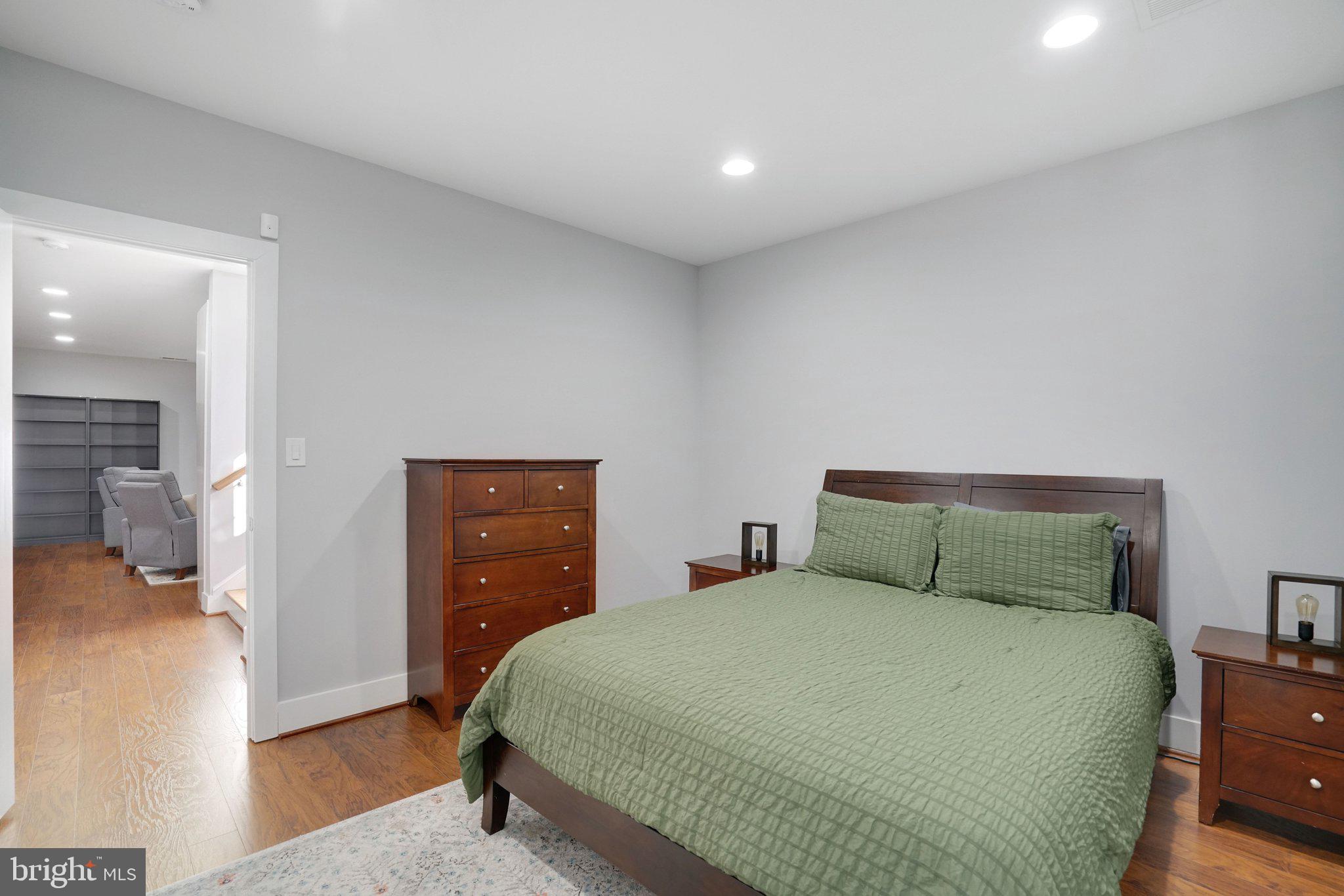 SEMINARY HILL - Residential