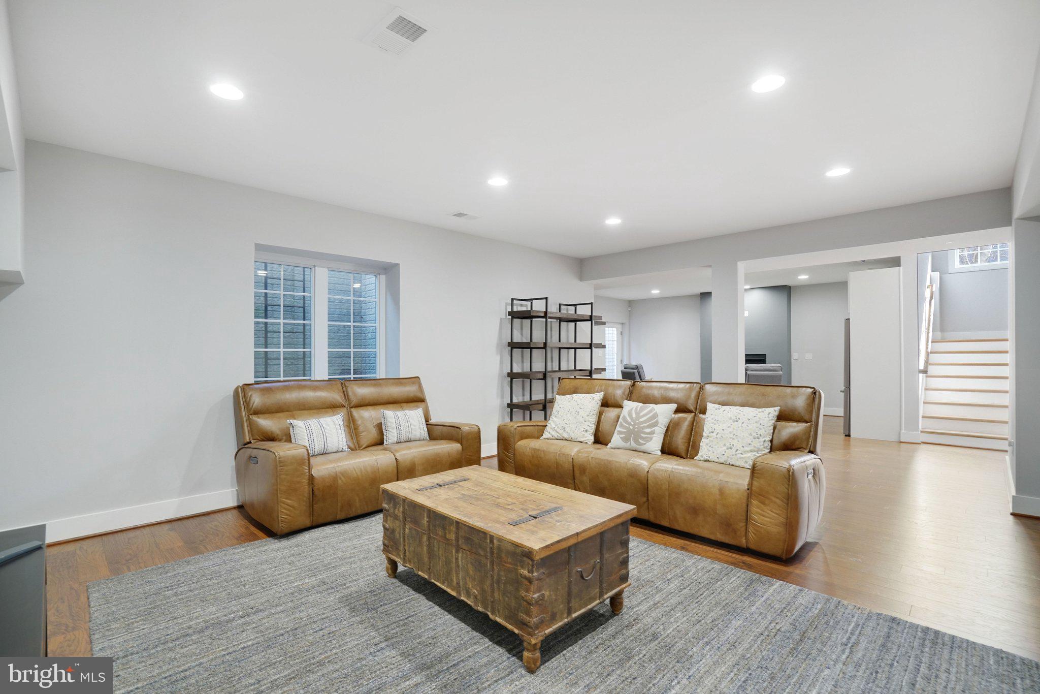 SEMINARY HILL - Residential