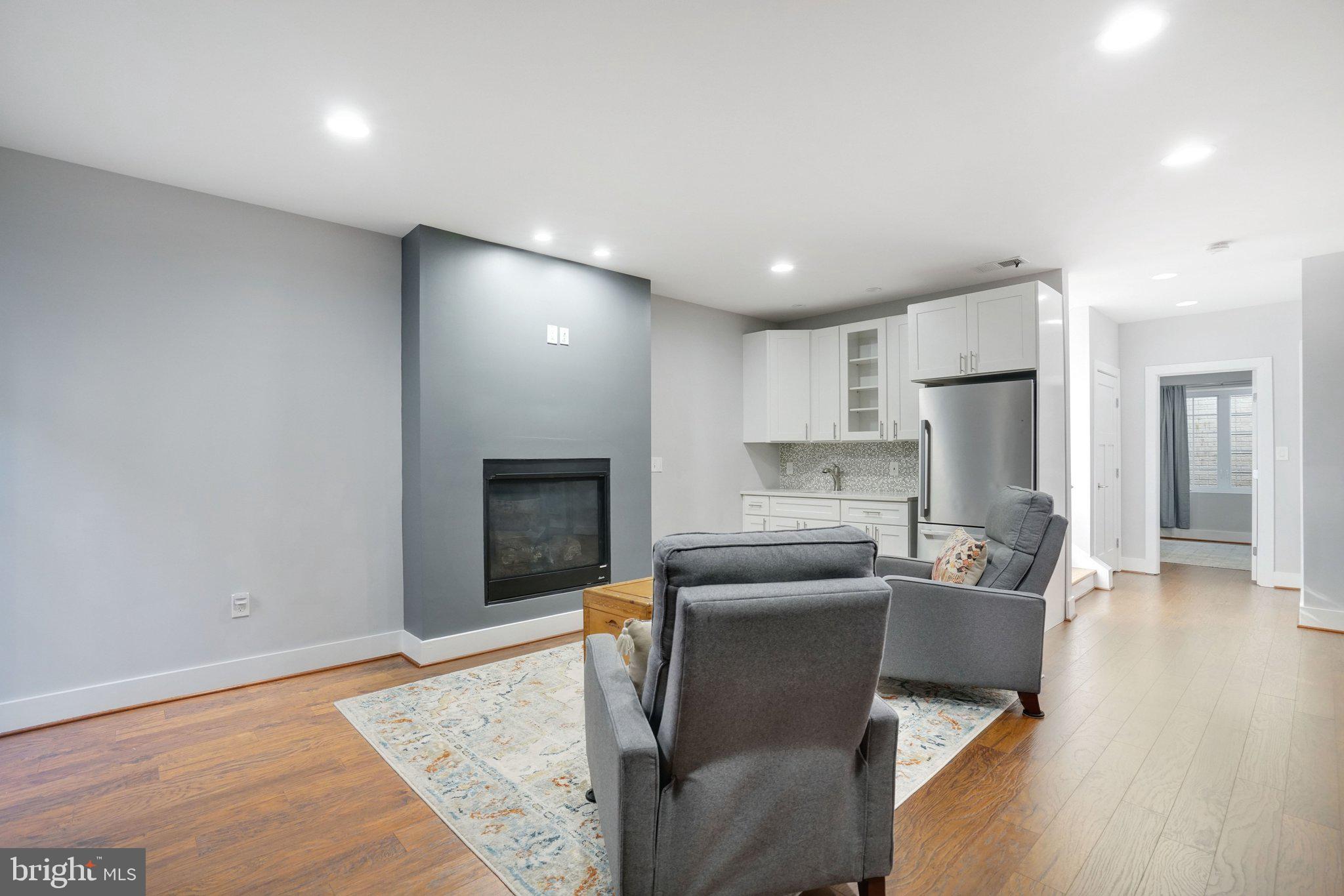 SEMINARY HILL - Residential