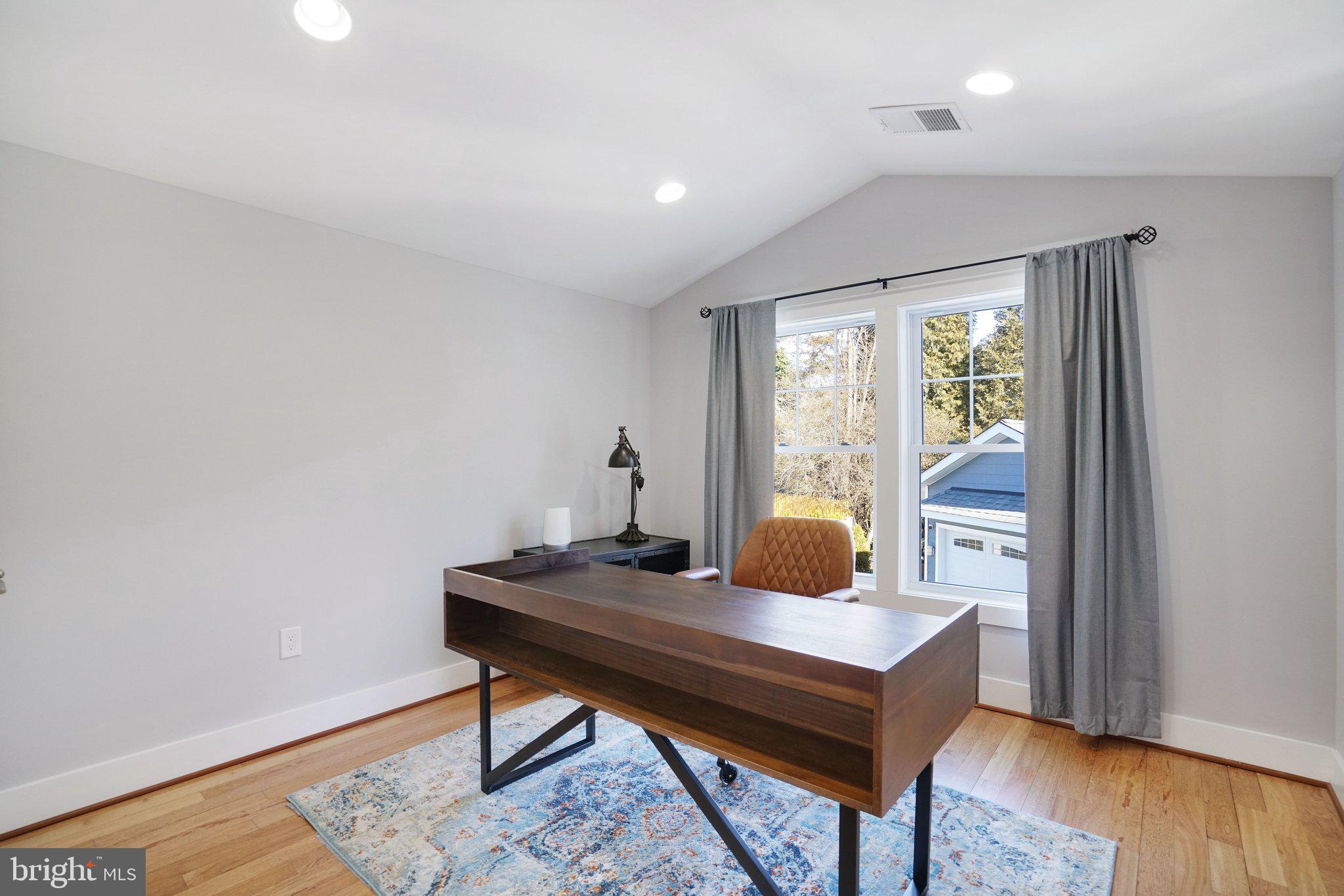 SEMINARY HILL - Residential