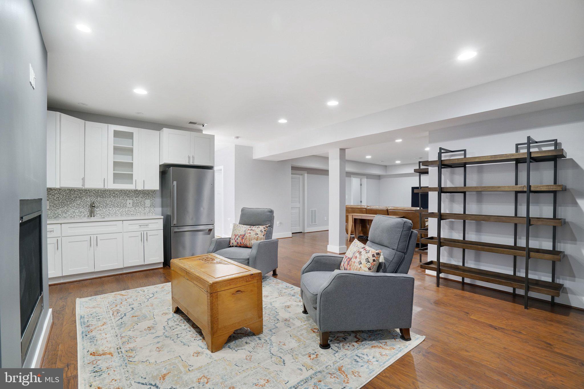 SEMINARY HILL - Residential