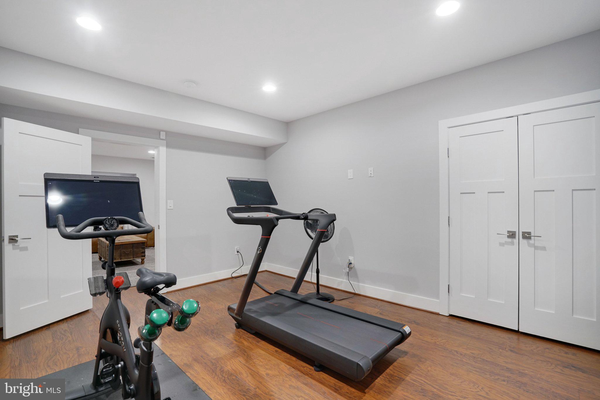 SEMINARY HILL - Residential