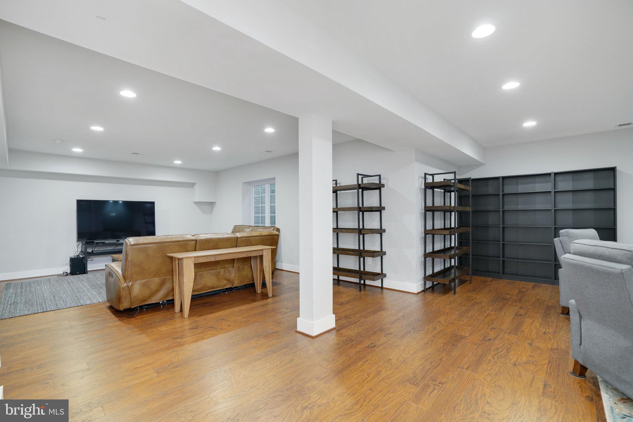 SEMINARY HILL - Residential