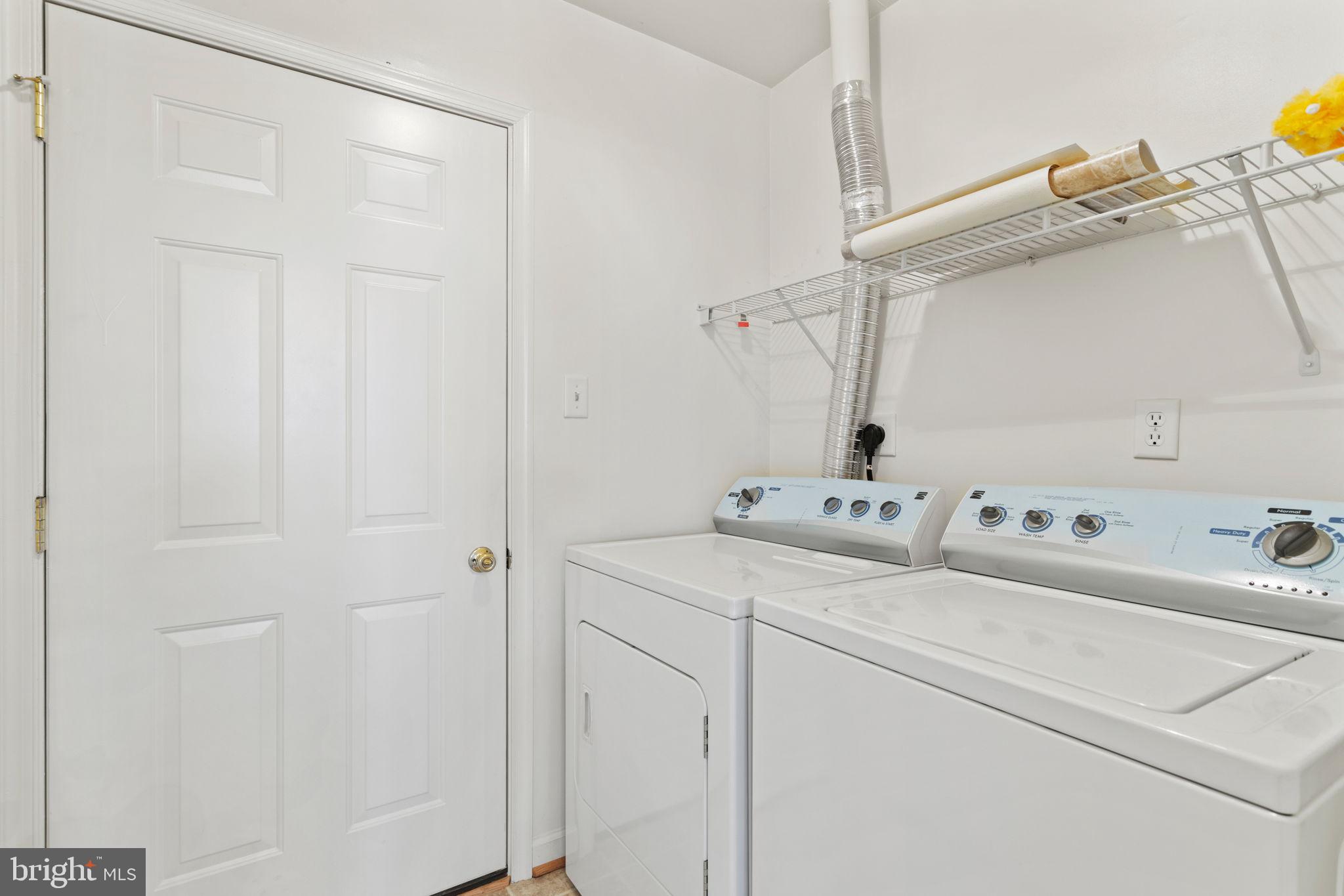 TOWNES OF RIDGEWAY - Residential