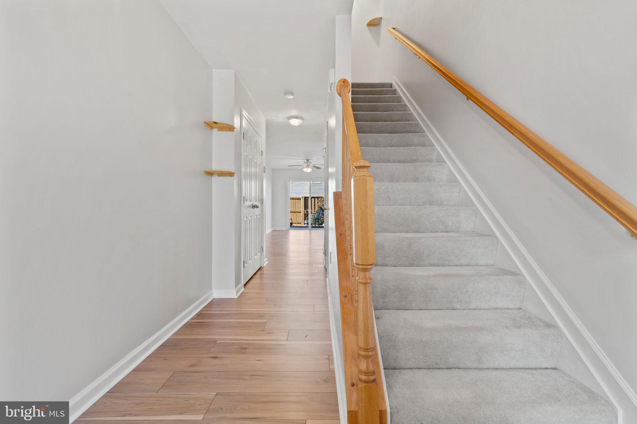 TOWNES OF RIDGEWAY - Residential