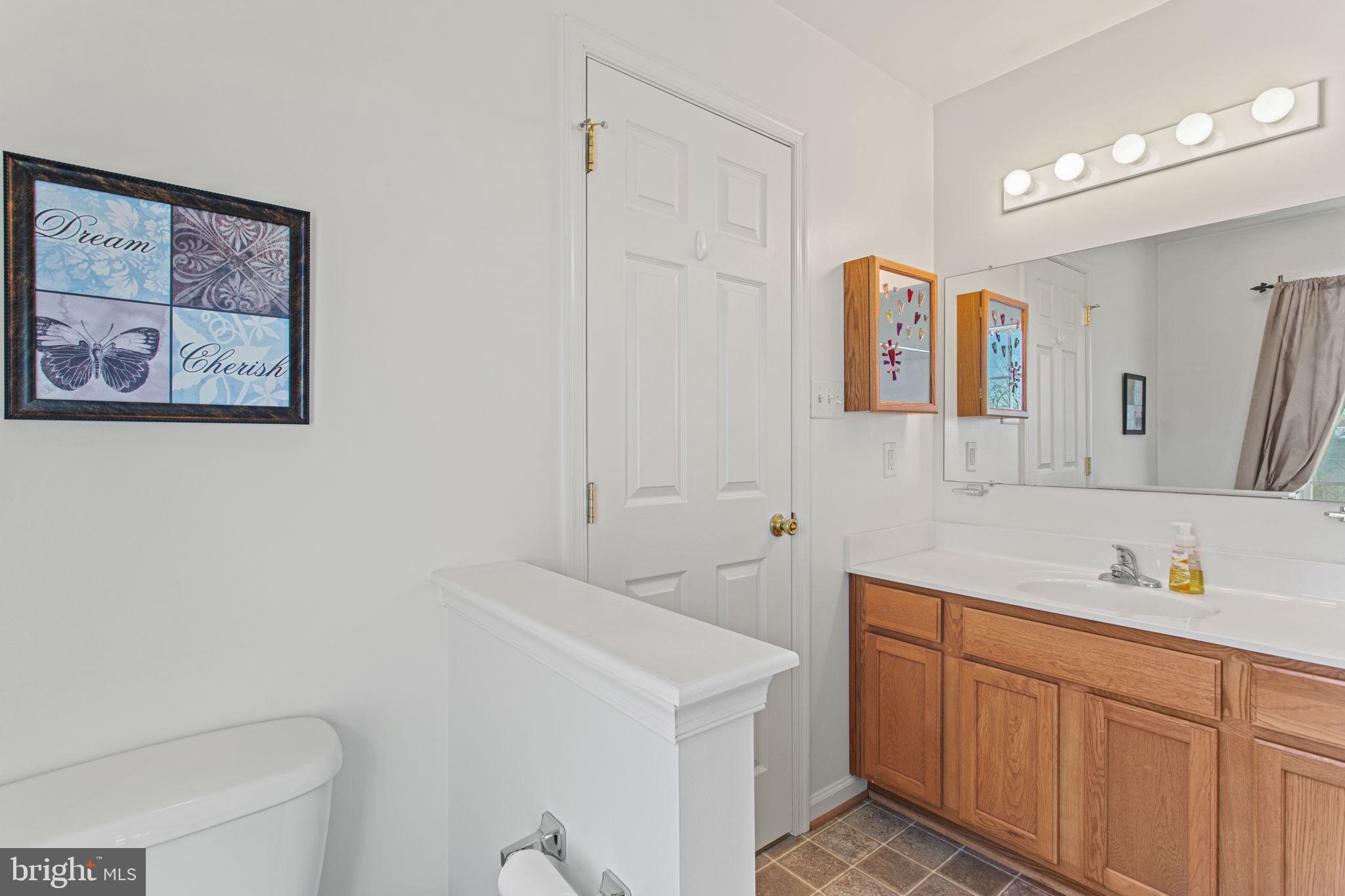 TOWNES OF RIDGEWAY - Residential