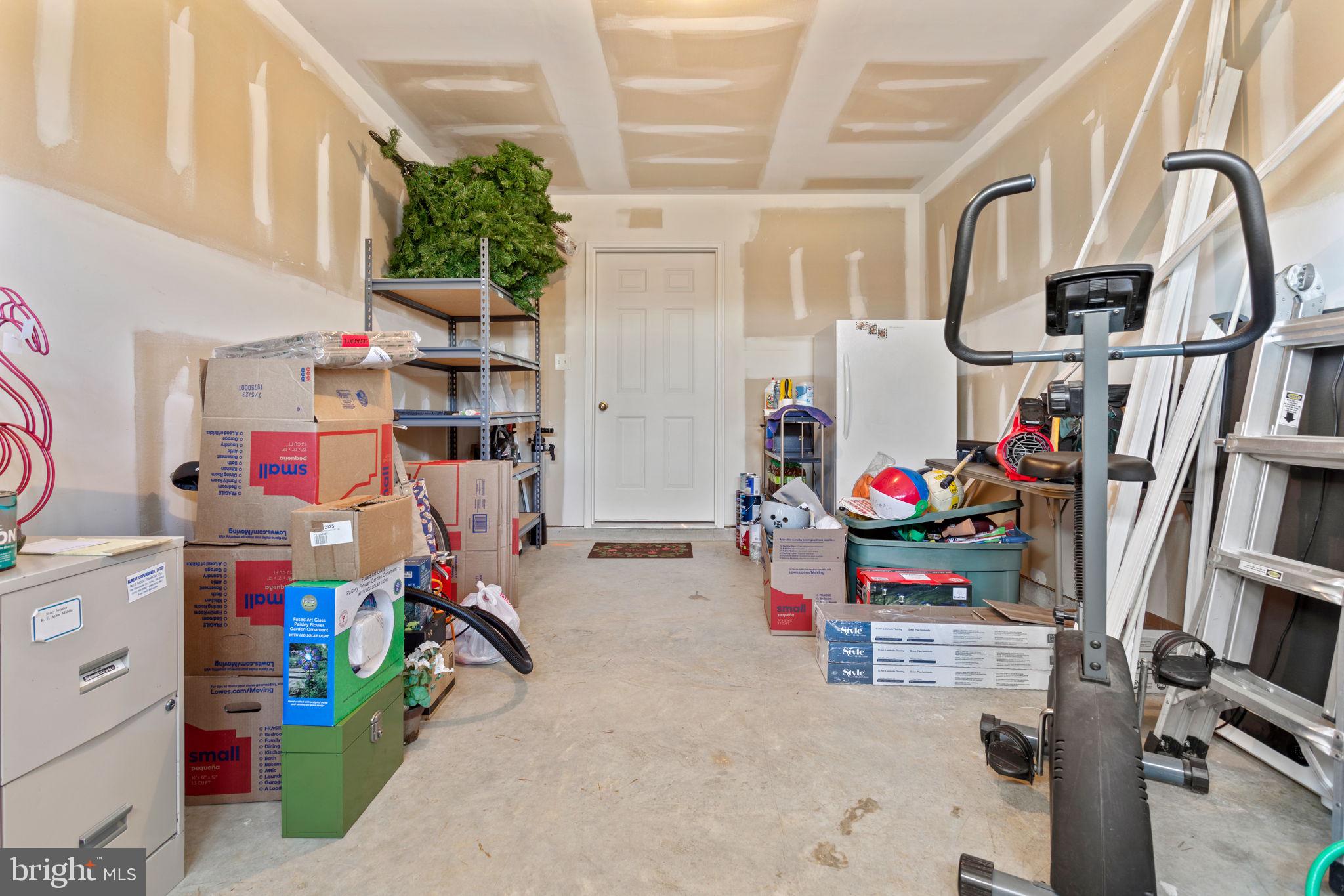 TOWNES OF RIDGEWAY - Residential