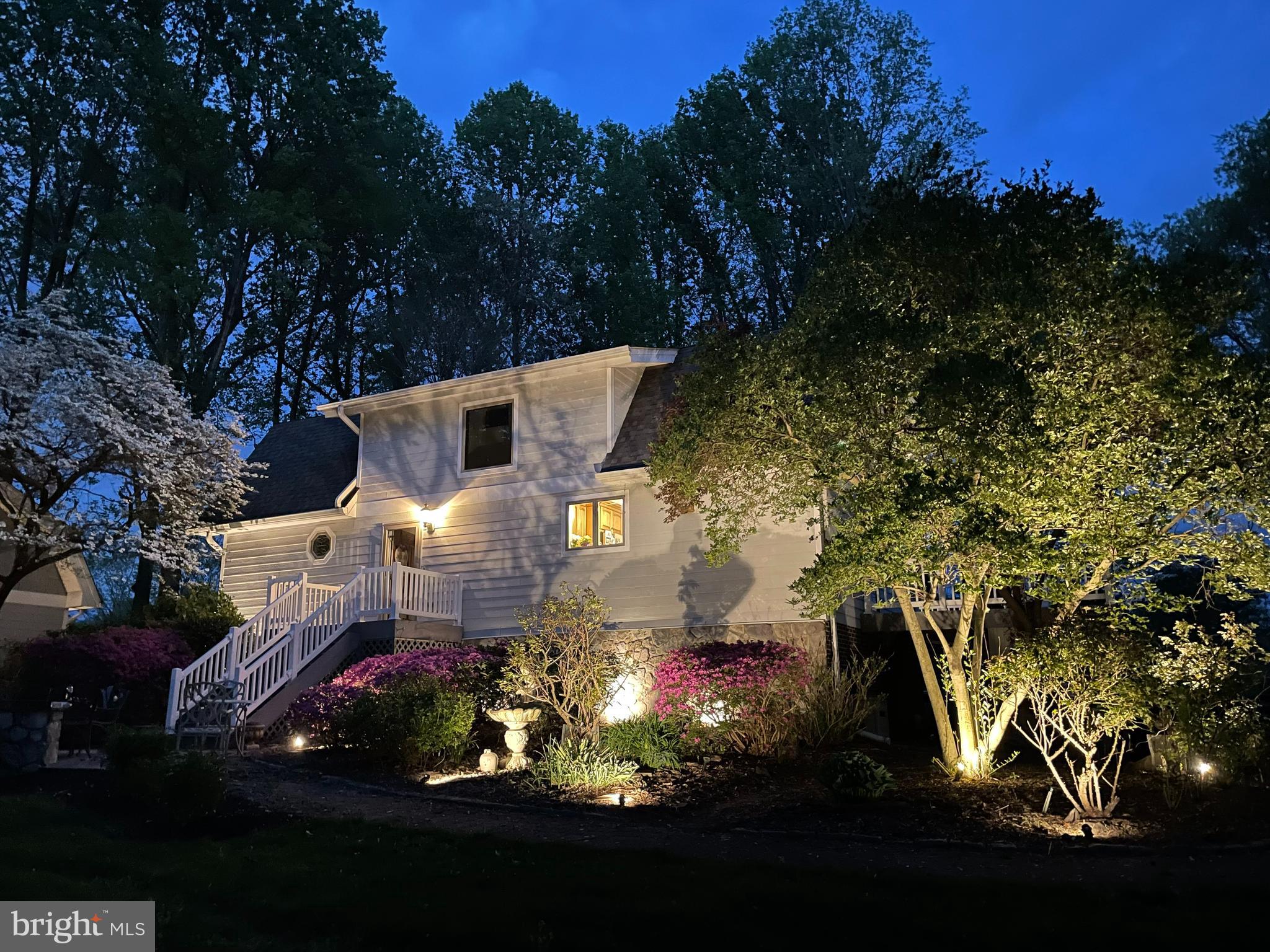 BROCK HALL - Residential