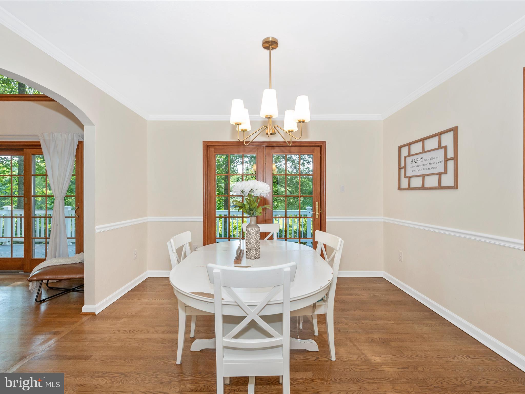 BROCK HALL - Residential