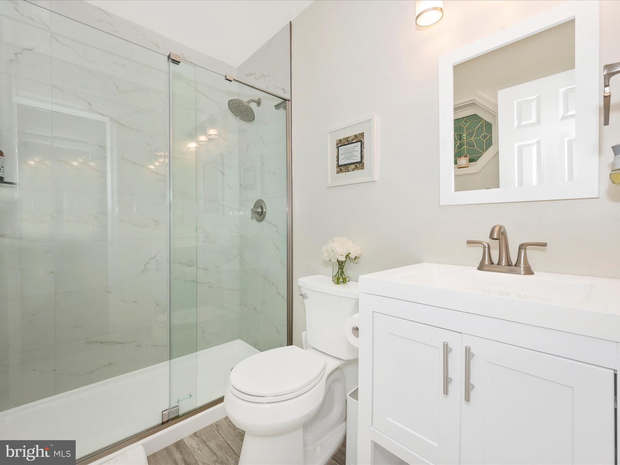 BROCK HALL - Residential