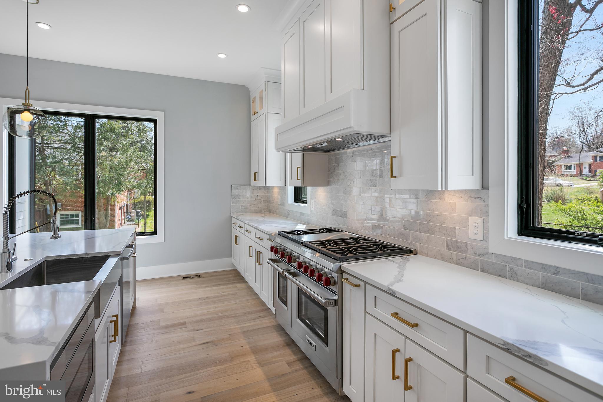 BROYHILLS MCLEAN ESTATES - Residential