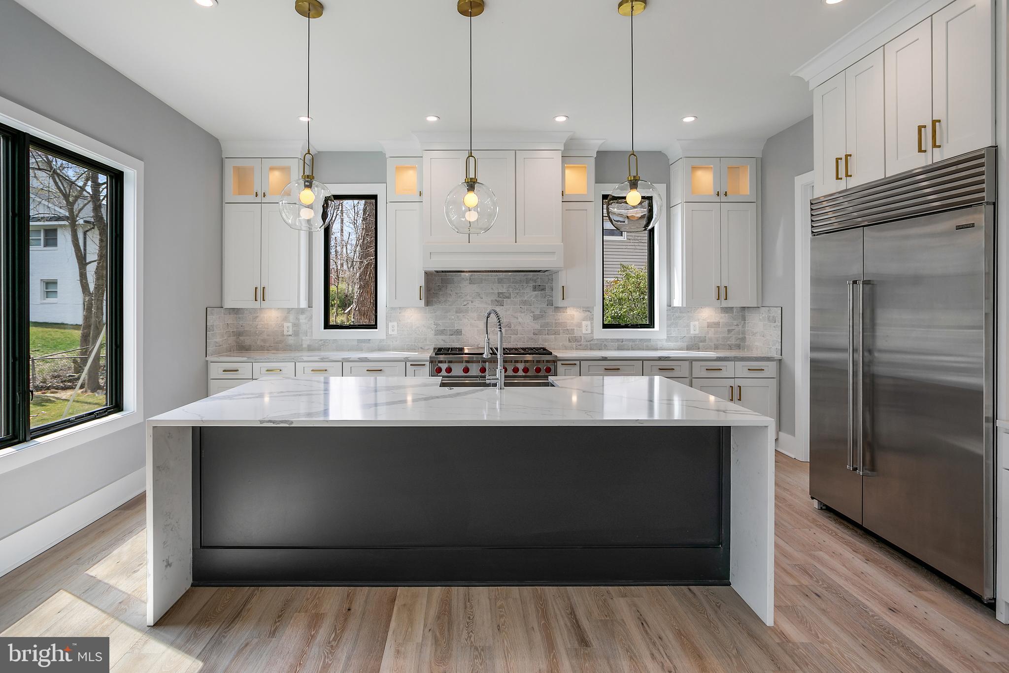 BROYHILLS MCLEAN ESTATES - Residential