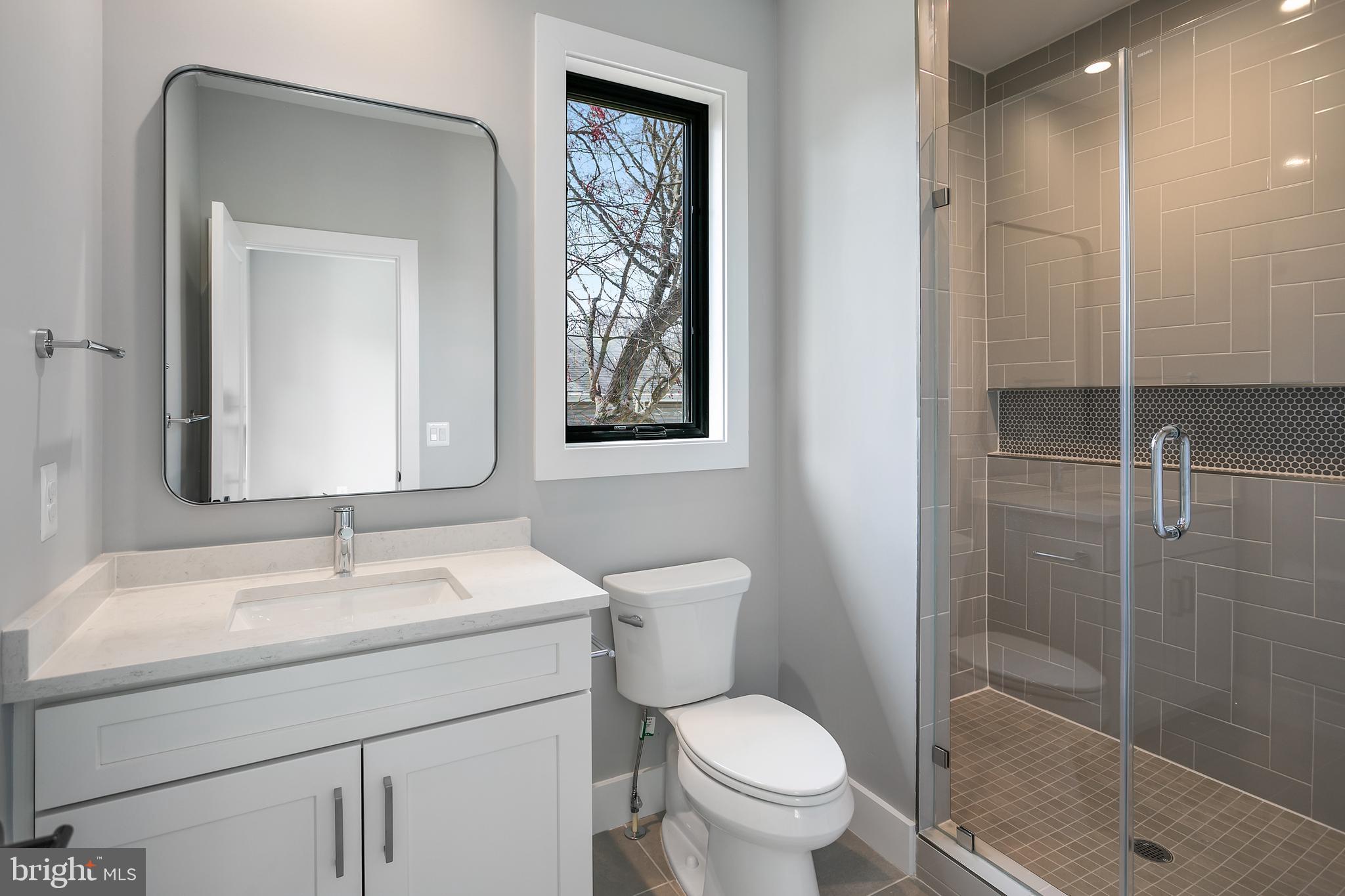 BROYHILLS MCLEAN ESTATES - Residential