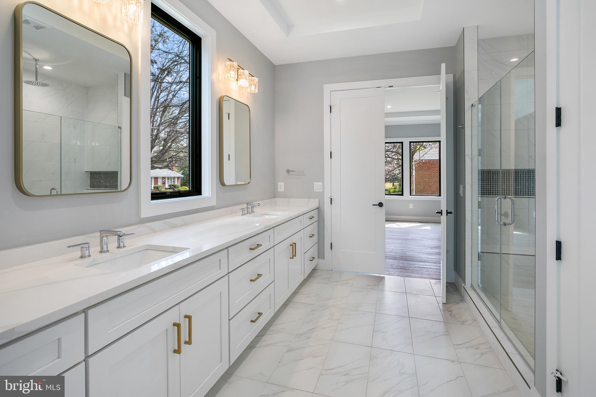 BROYHILLS MCLEAN ESTATES - Residential