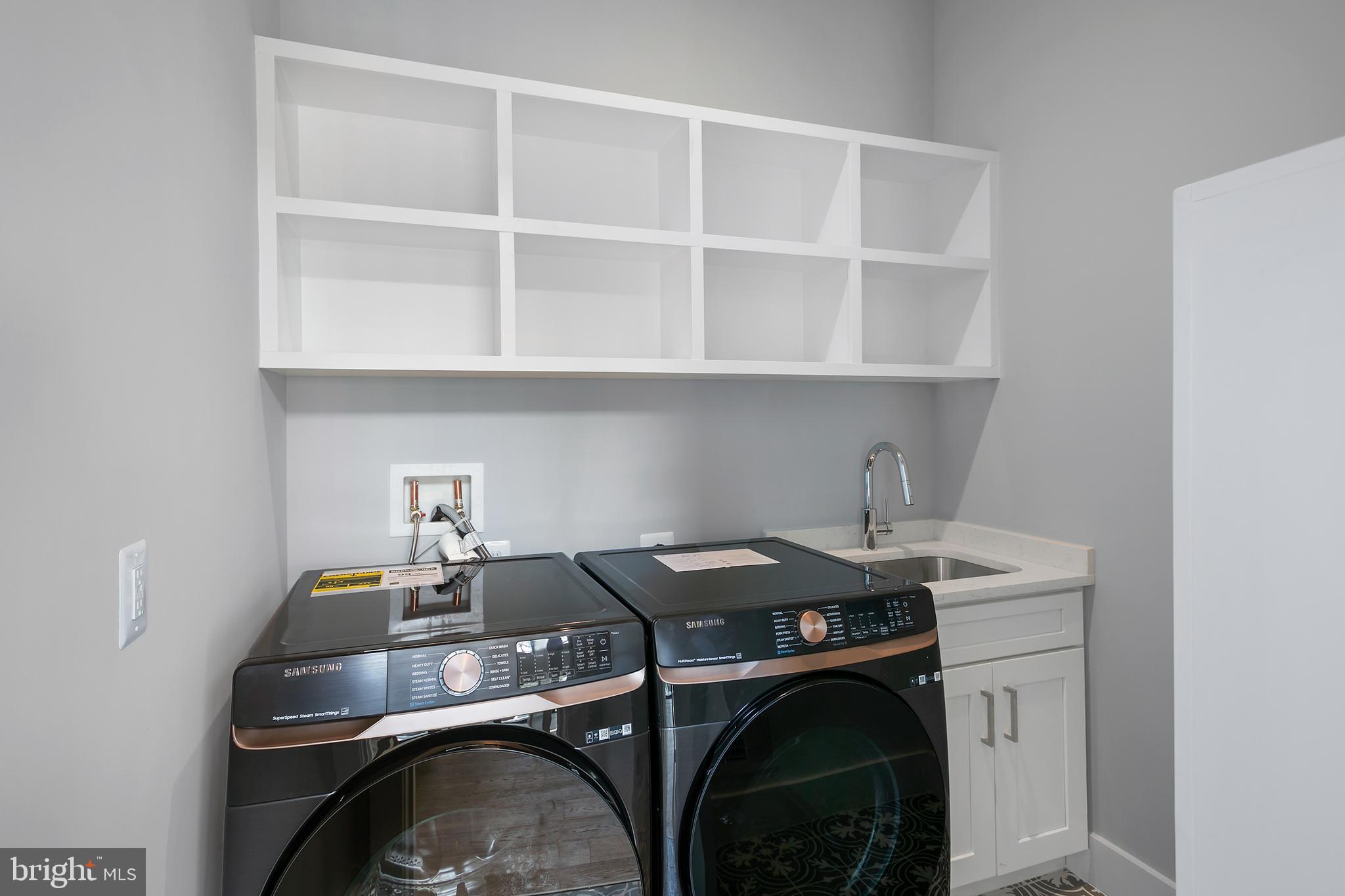 BROYHILLS MCLEAN ESTATES - Residential