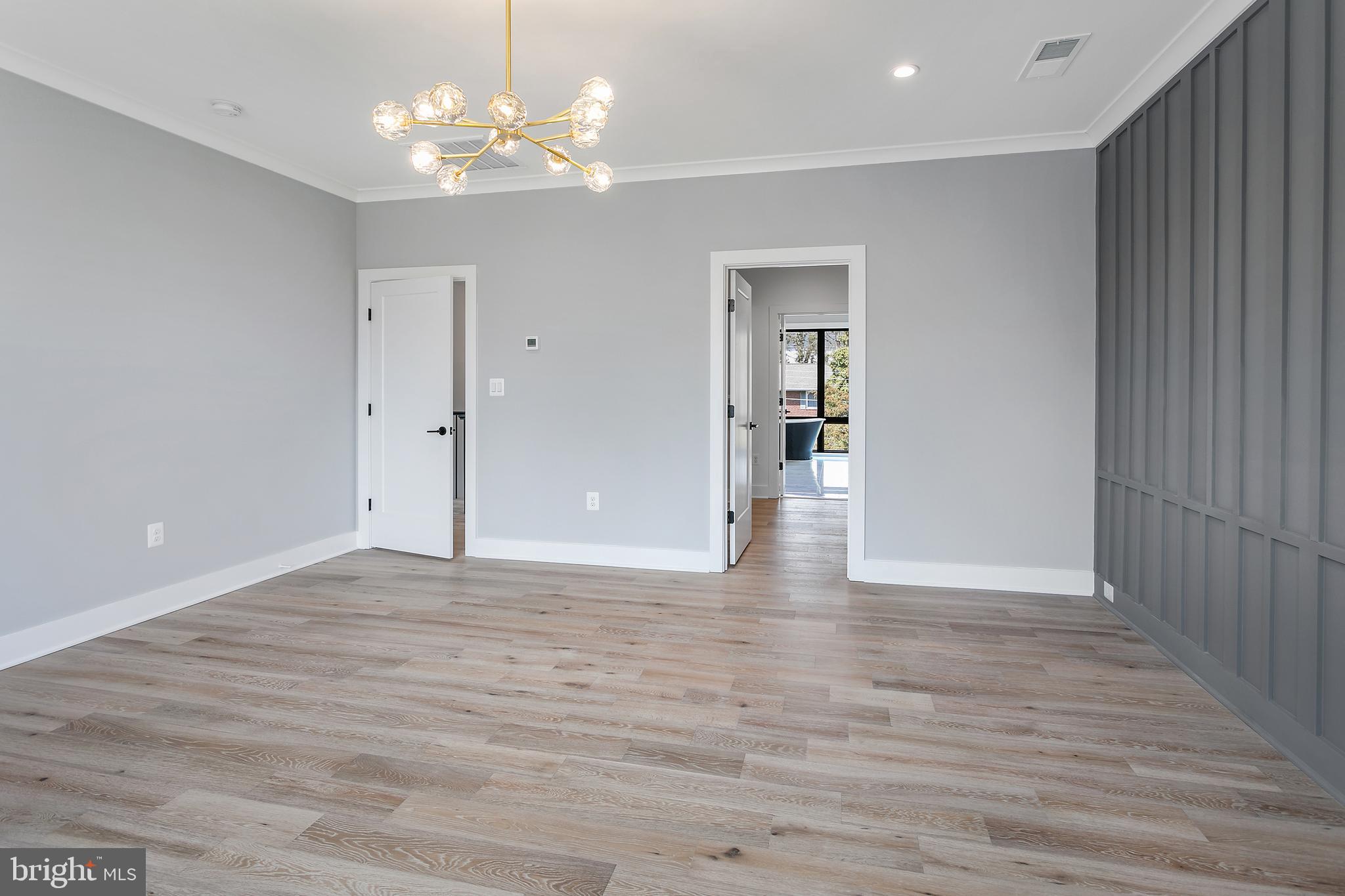 BROYHILLS MCLEAN ESTATES - Residential