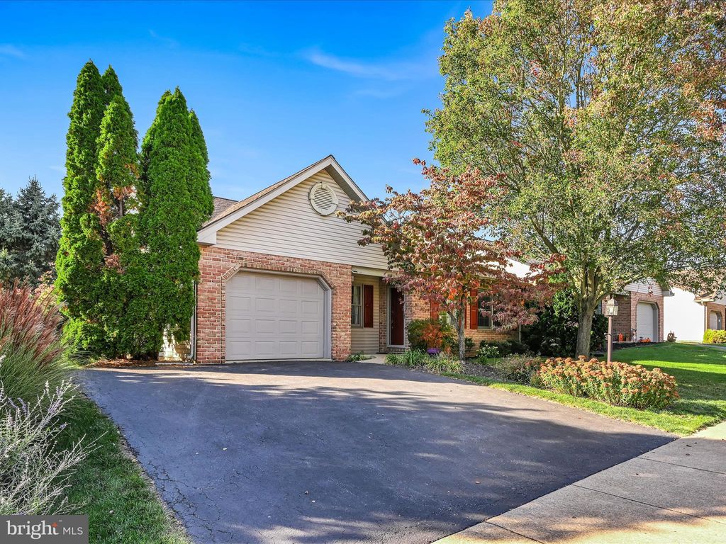 Photo of 2612 Stagecoach Lane, Lancaster, PA 17601 (MLS # PALA2059144)