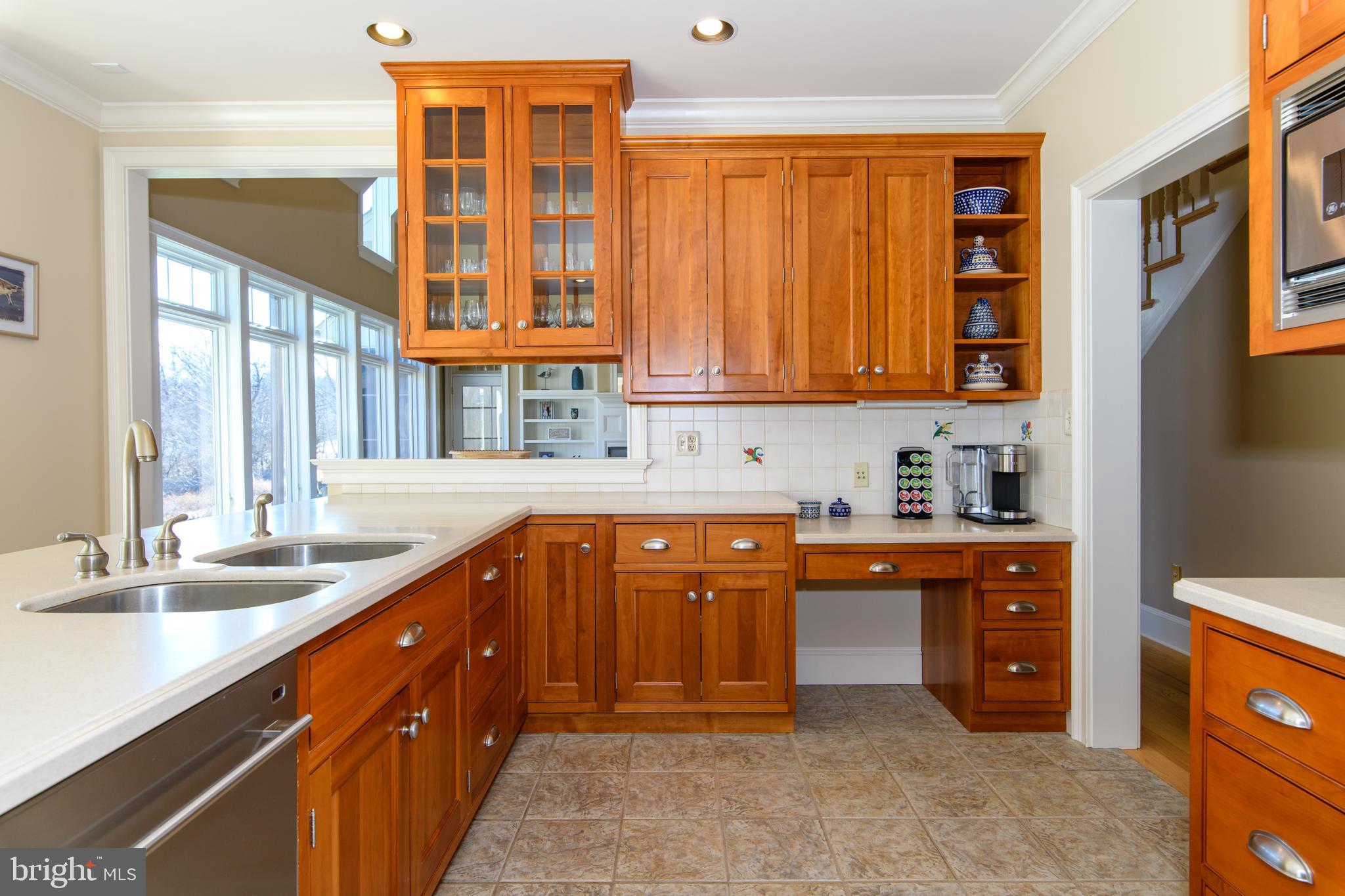 SADDLE RIDGE - Residential