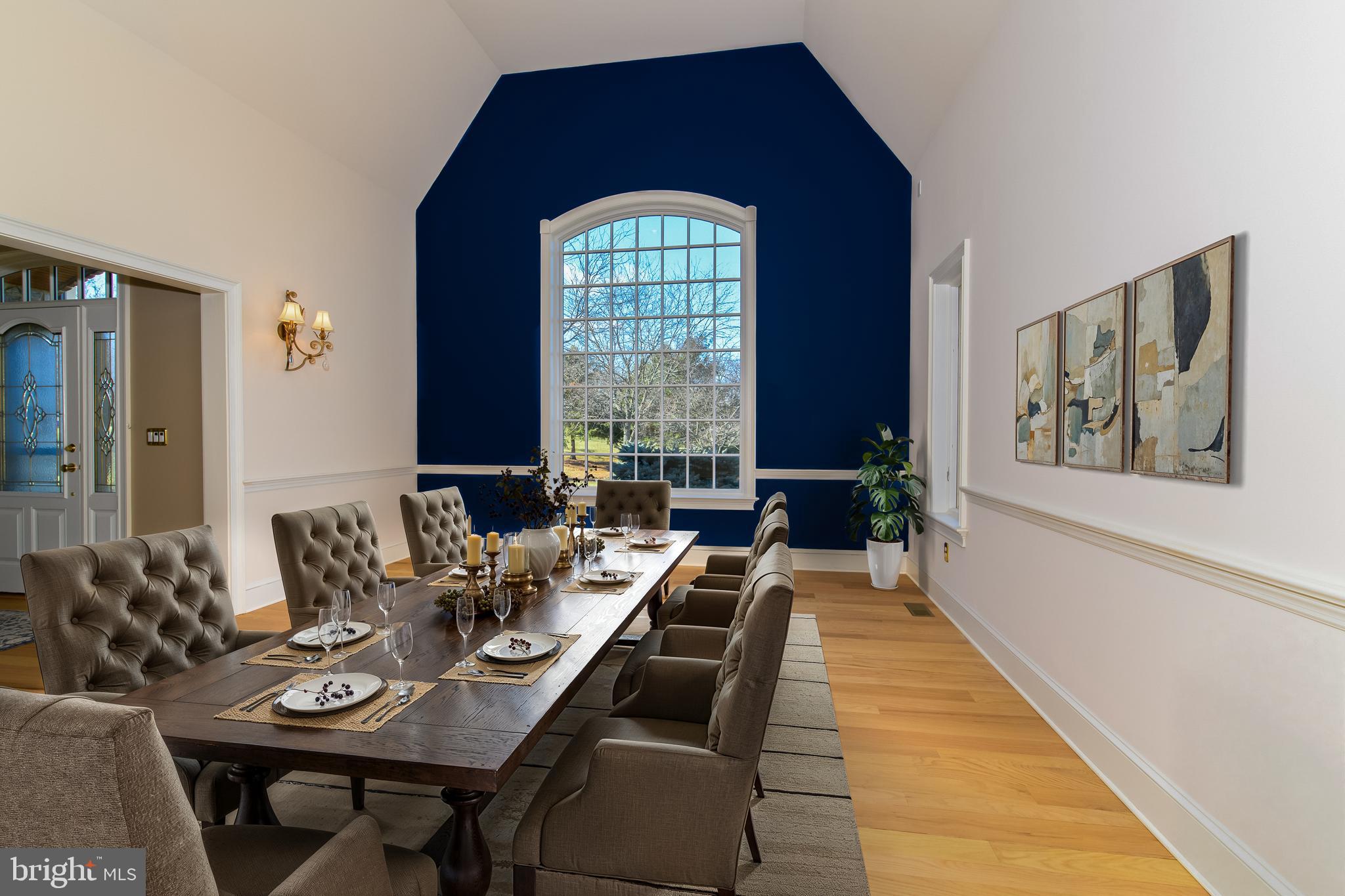 SADDLE RIDGE - Residential