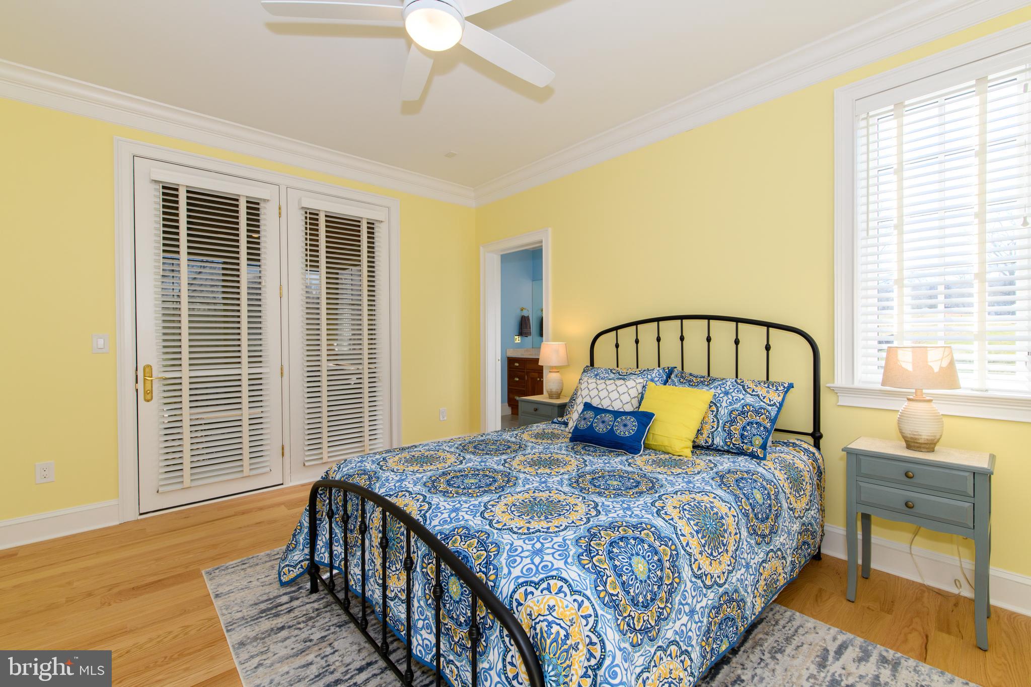 SADDLE RIDGE - Residential