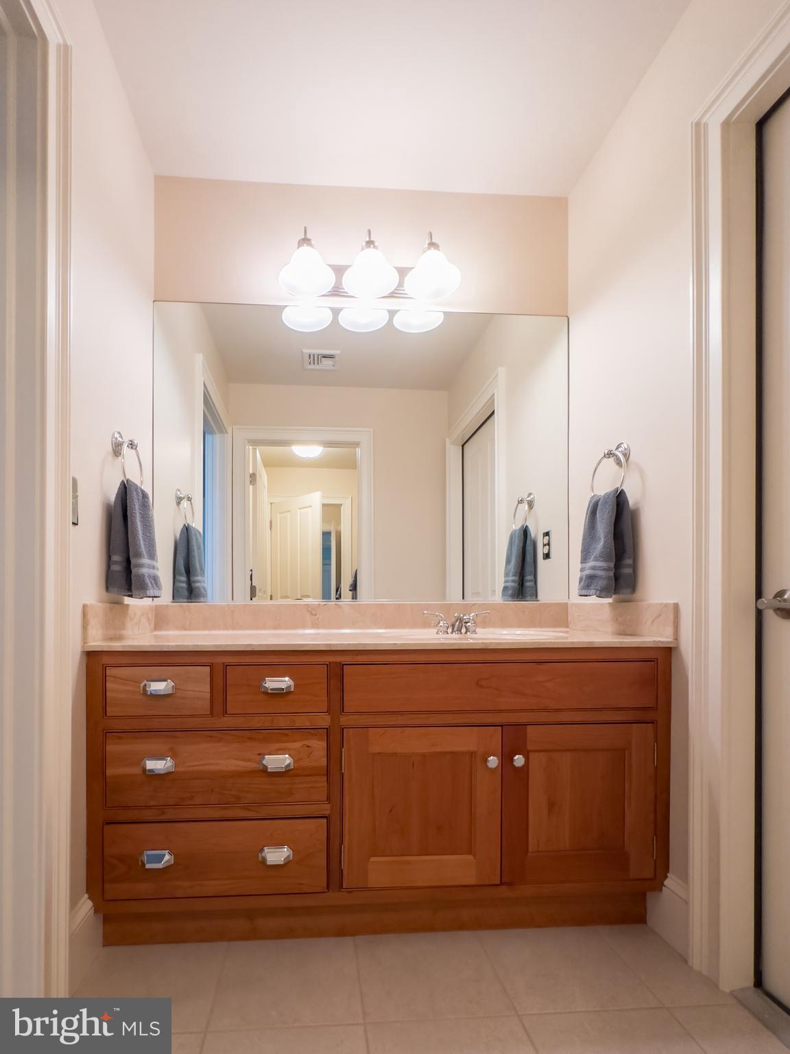 SADDLE RIDGE - Residential