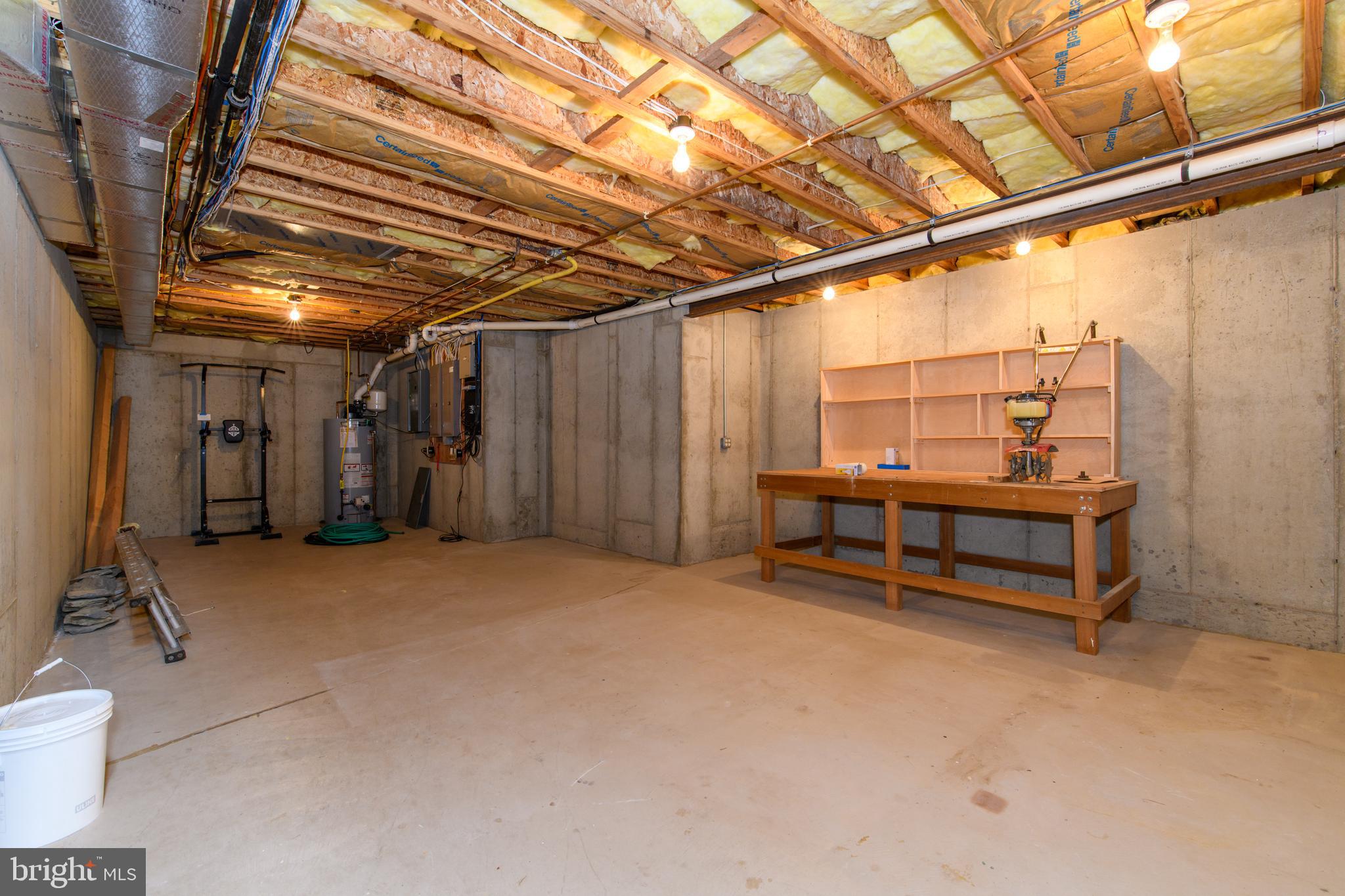 SADDLE RIDGE - Residential