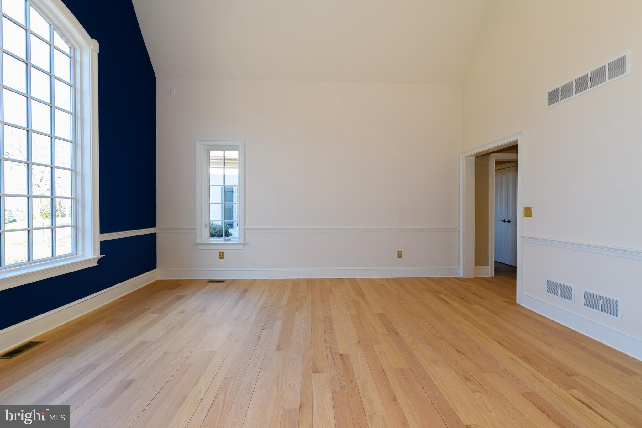 SADDLE RIDGE - Residential