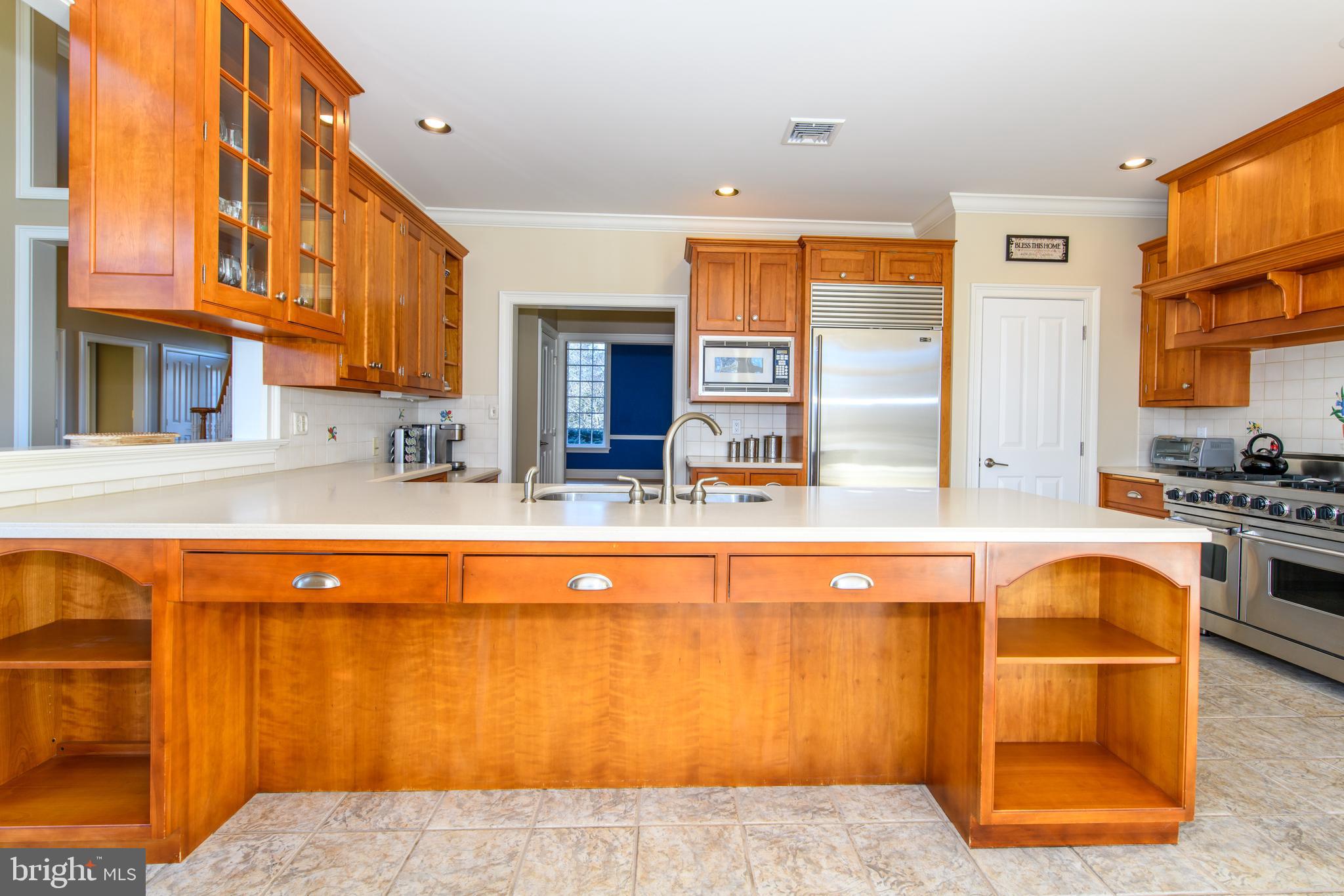 SADDLE RIDGE - Residential