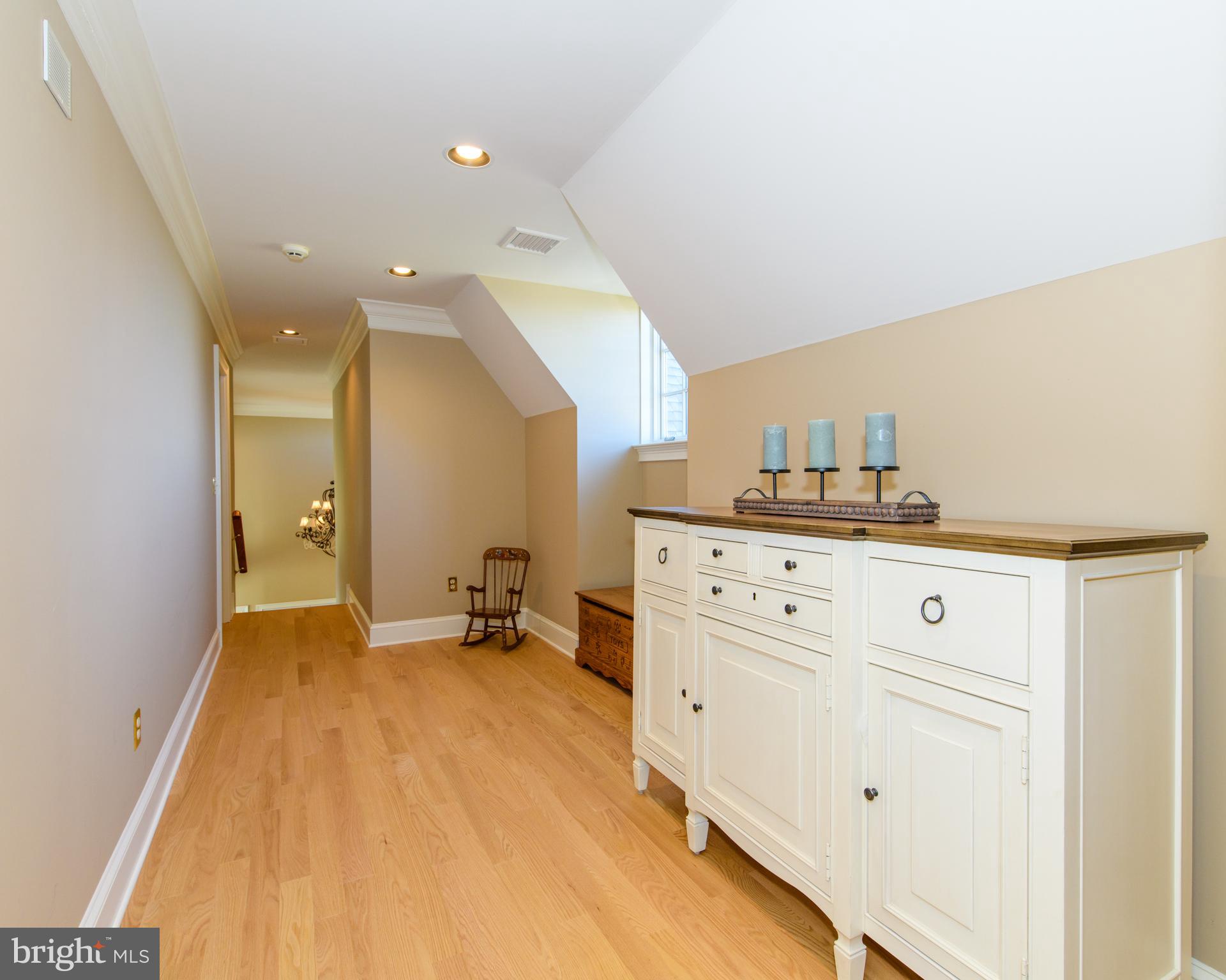 SADDLE RIDGE - Residential