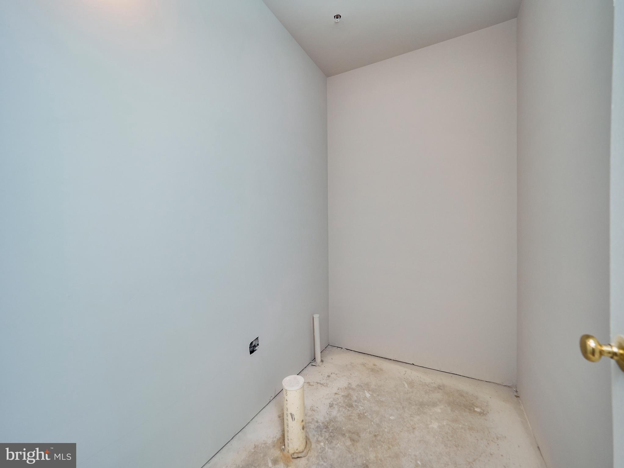 CLARKSBURG HEIGHTS - Residential Lease