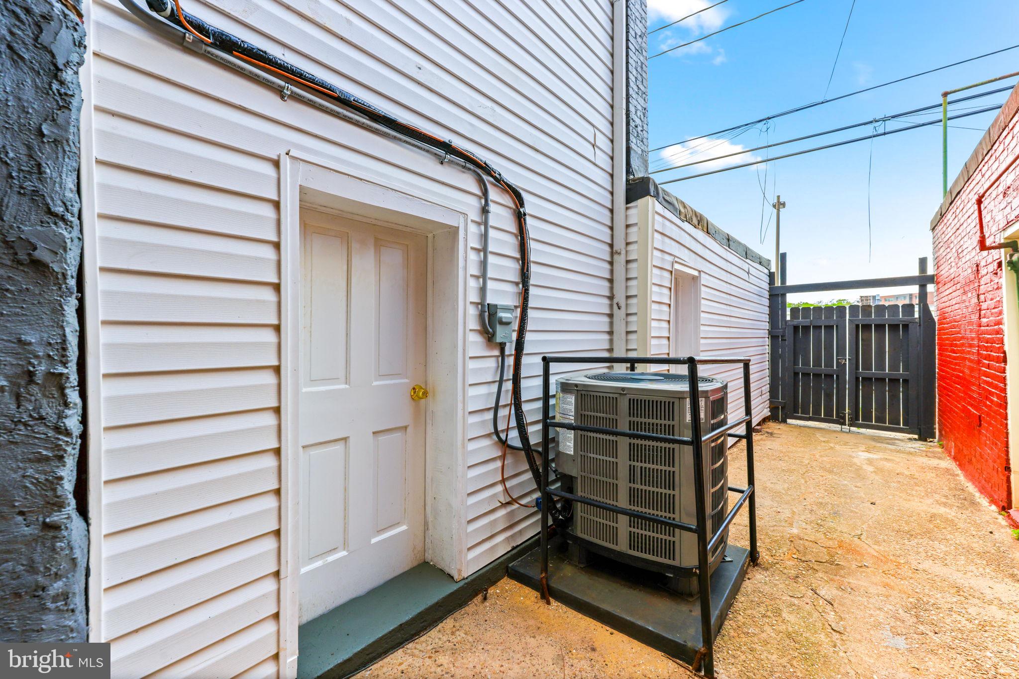 MILL HILL - Residential