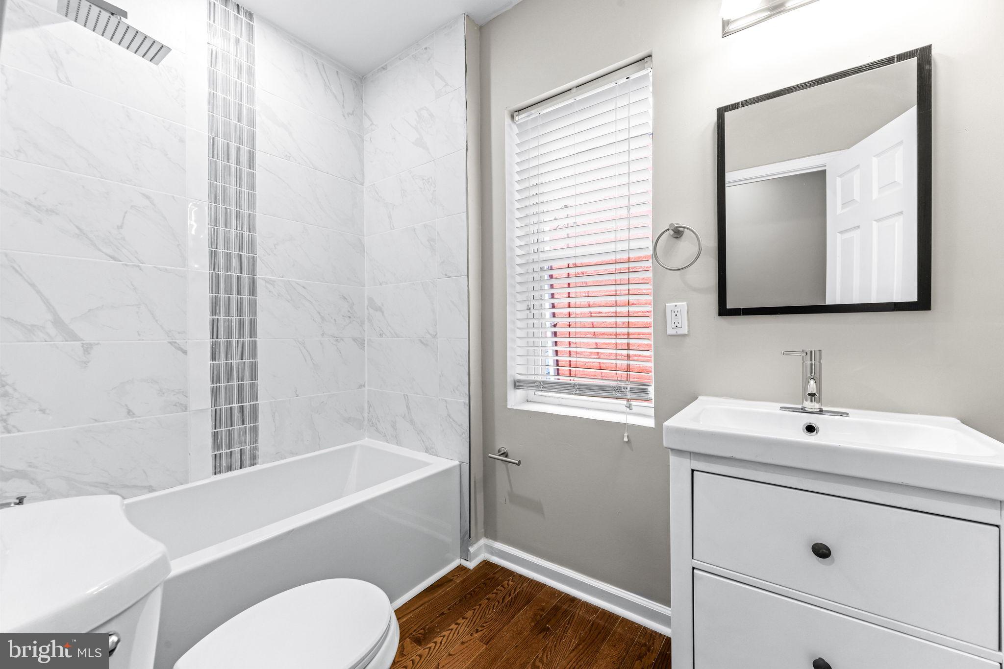 MILL HILL - Residential