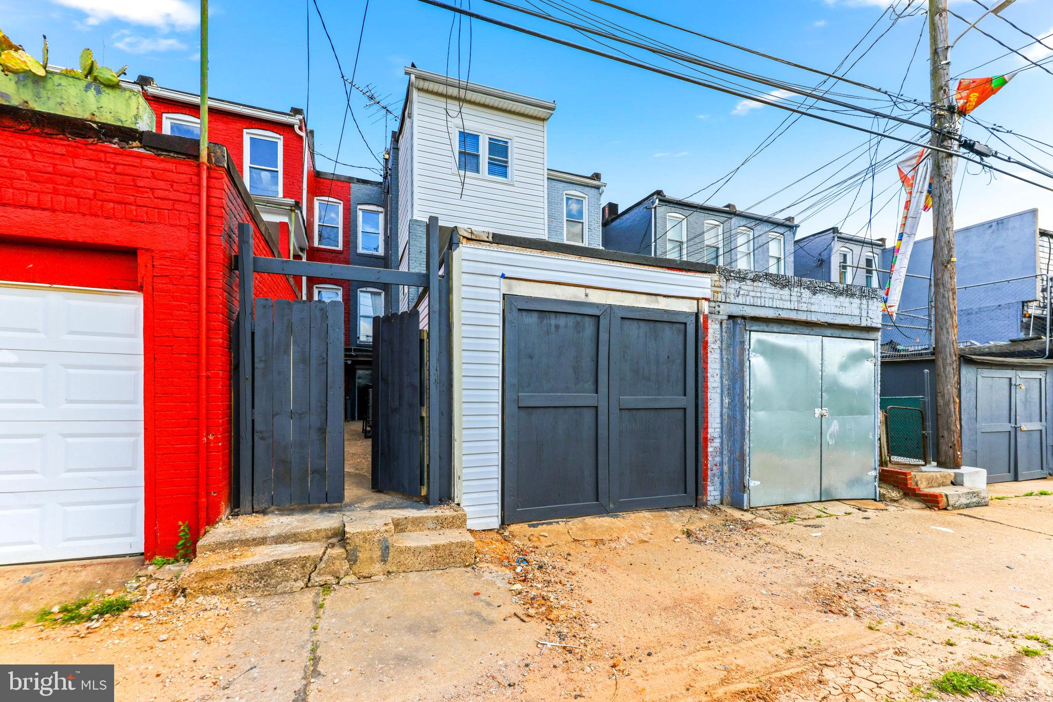 MILL HILL - Residential