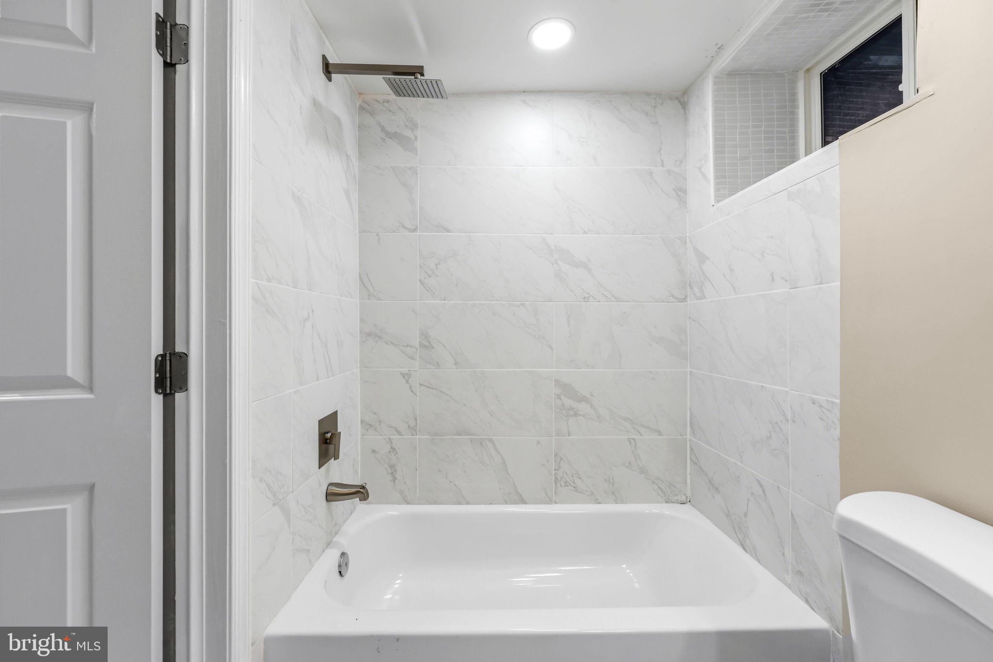 MILL HILL - Residential