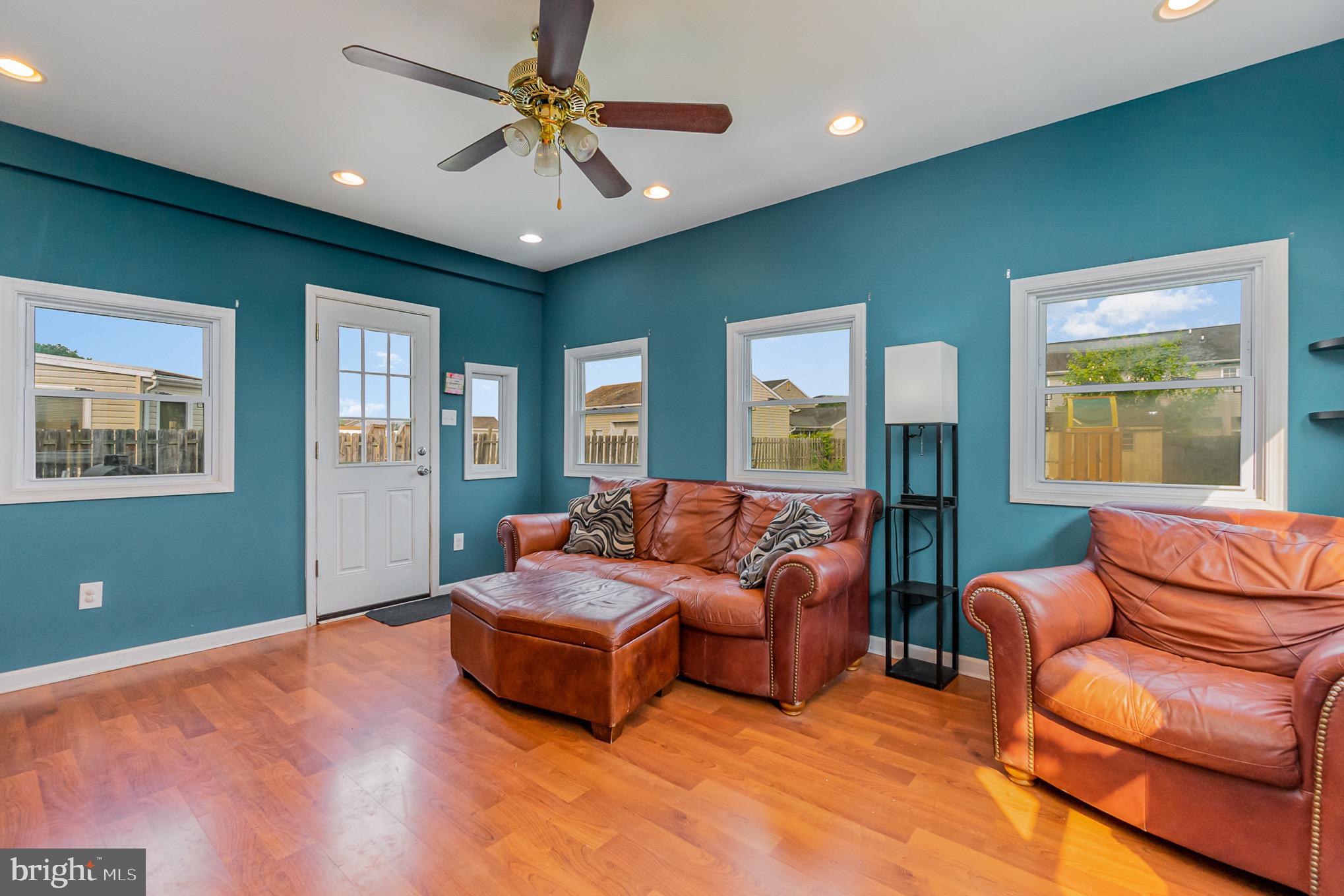 BRITTANY QUARTERS - Residential