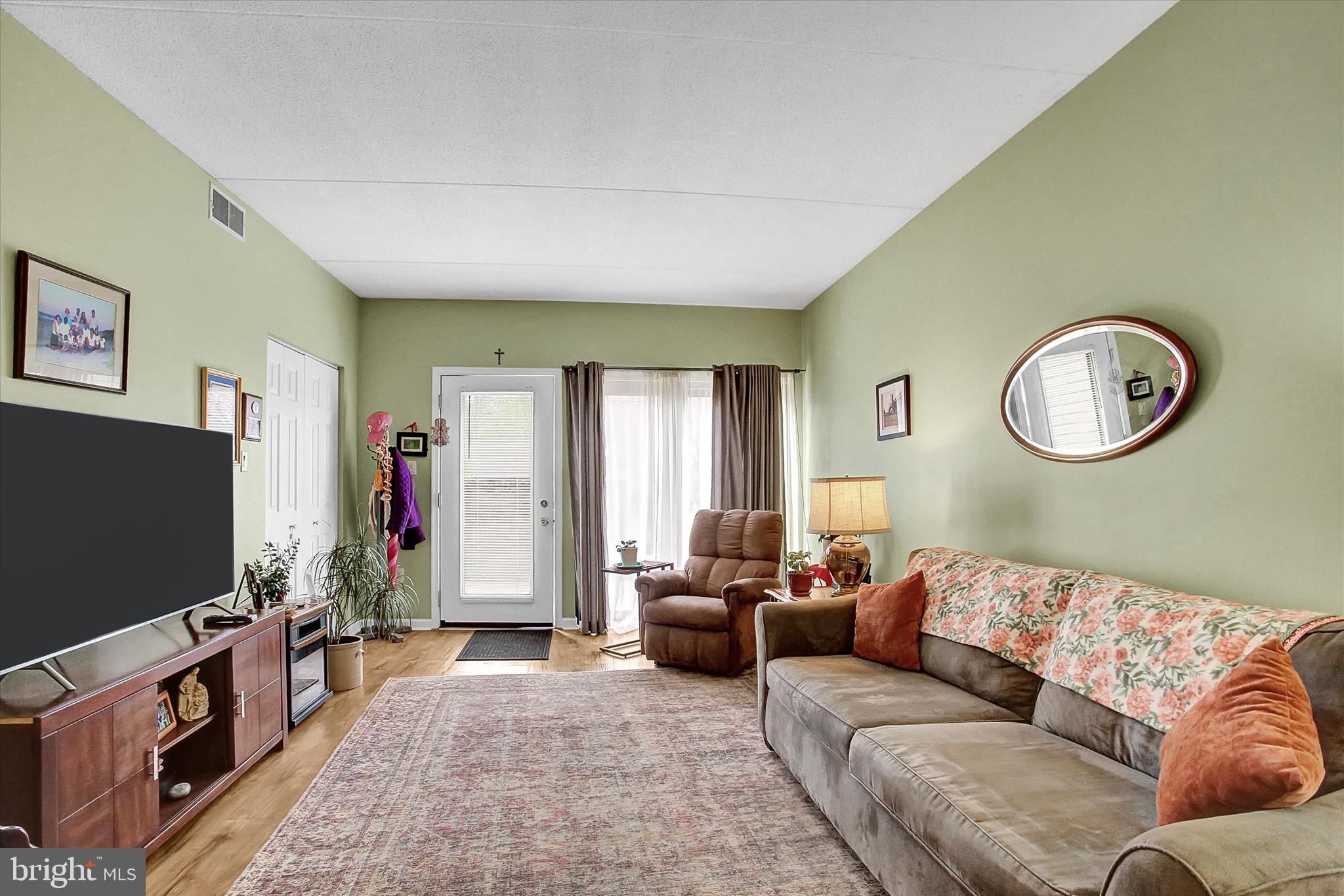 505 CHERRINGTON DRIVE