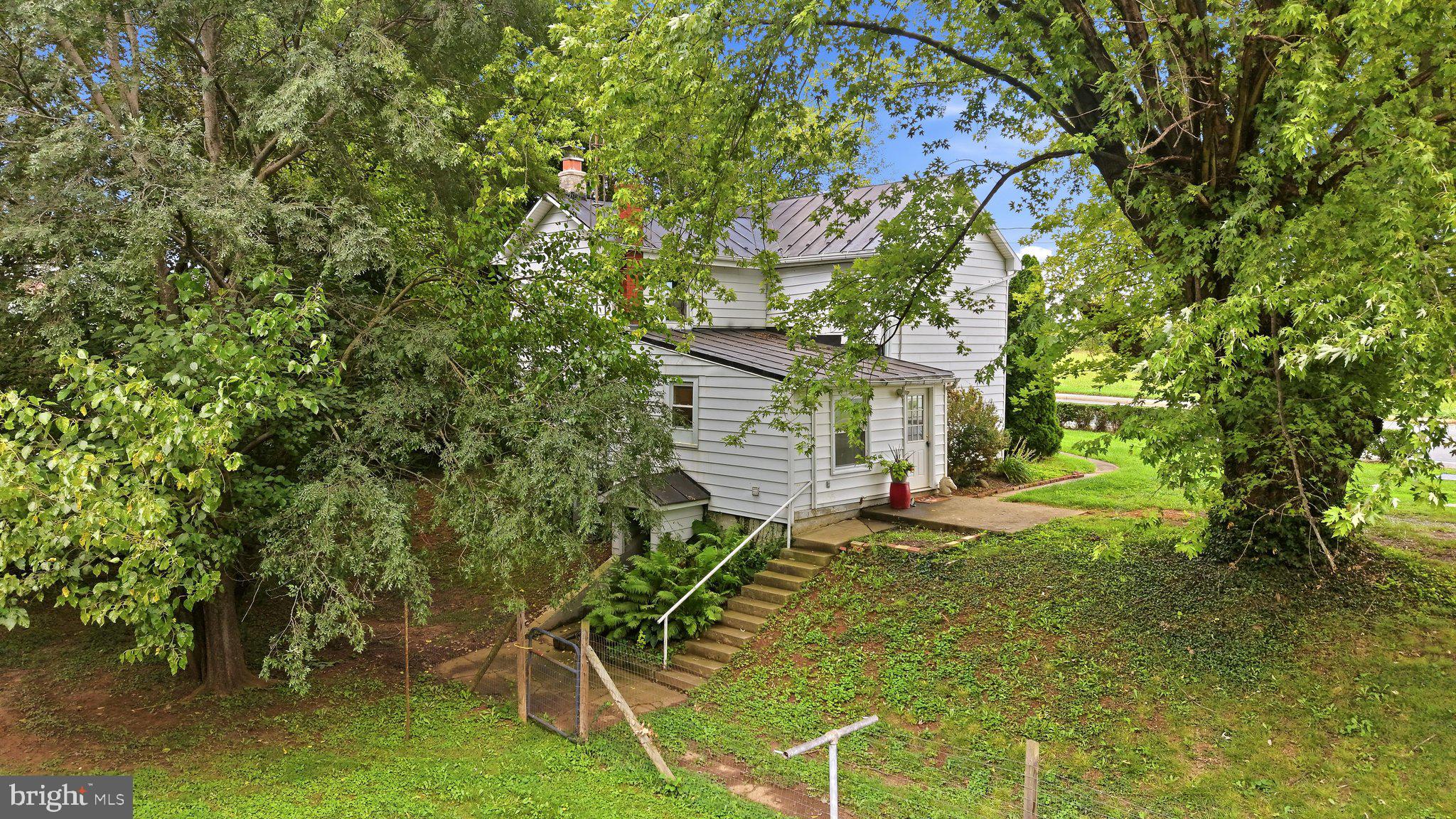 729 RIPPON VILLAGE DRIVE