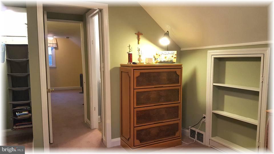 PARKVILLE HEIGHTS - Residential