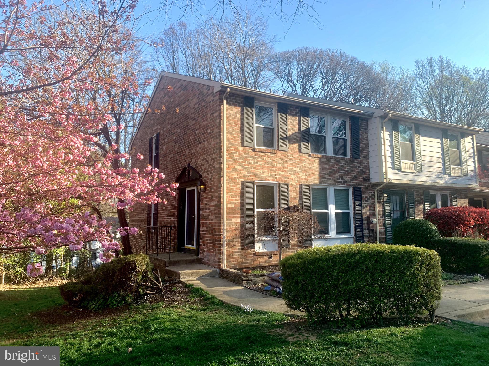 OAKMONT - Residential Lease