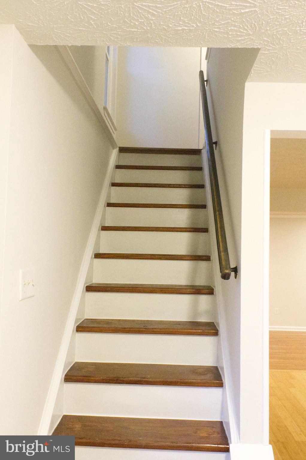 OAKMONT - Residential Lease