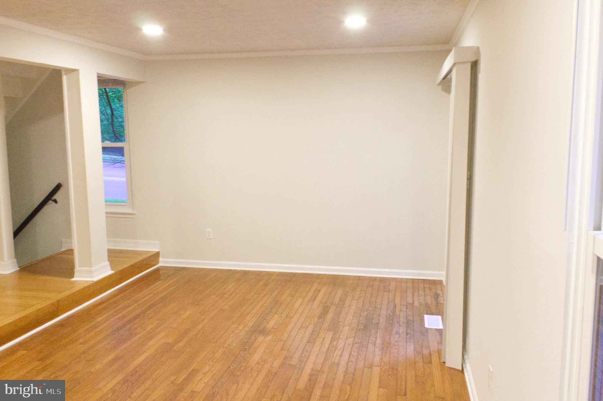 OAKMONT - Residential Lease