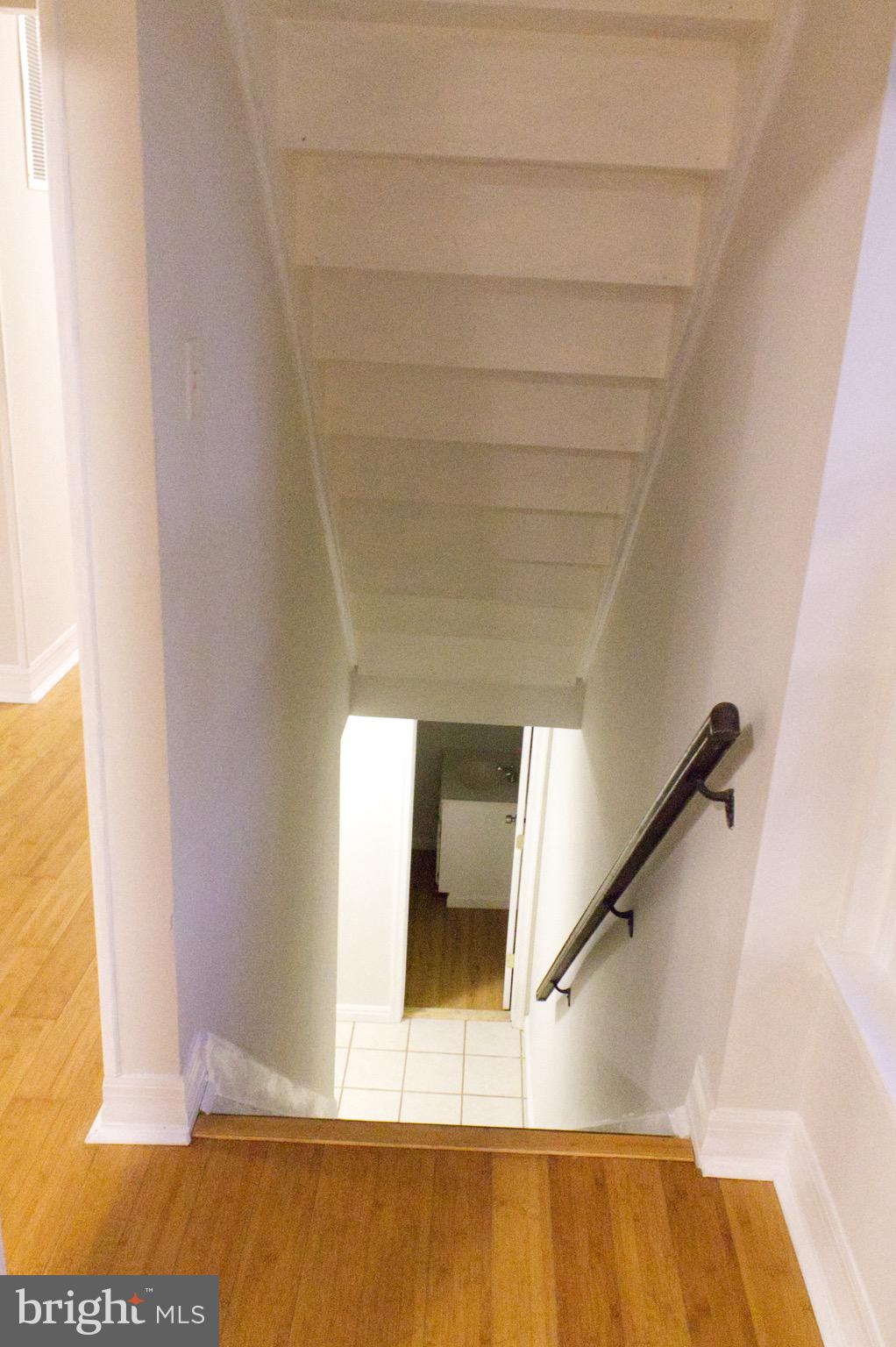 OAKMONT - Residential Lease