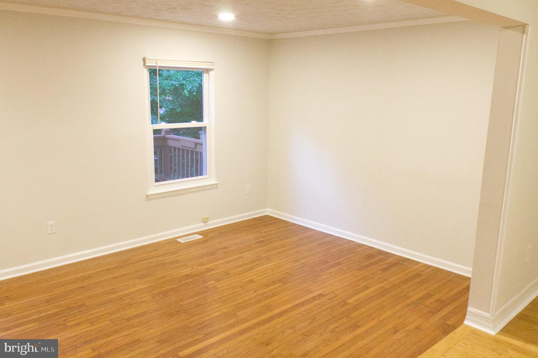 OAKMONT - Residential Lease