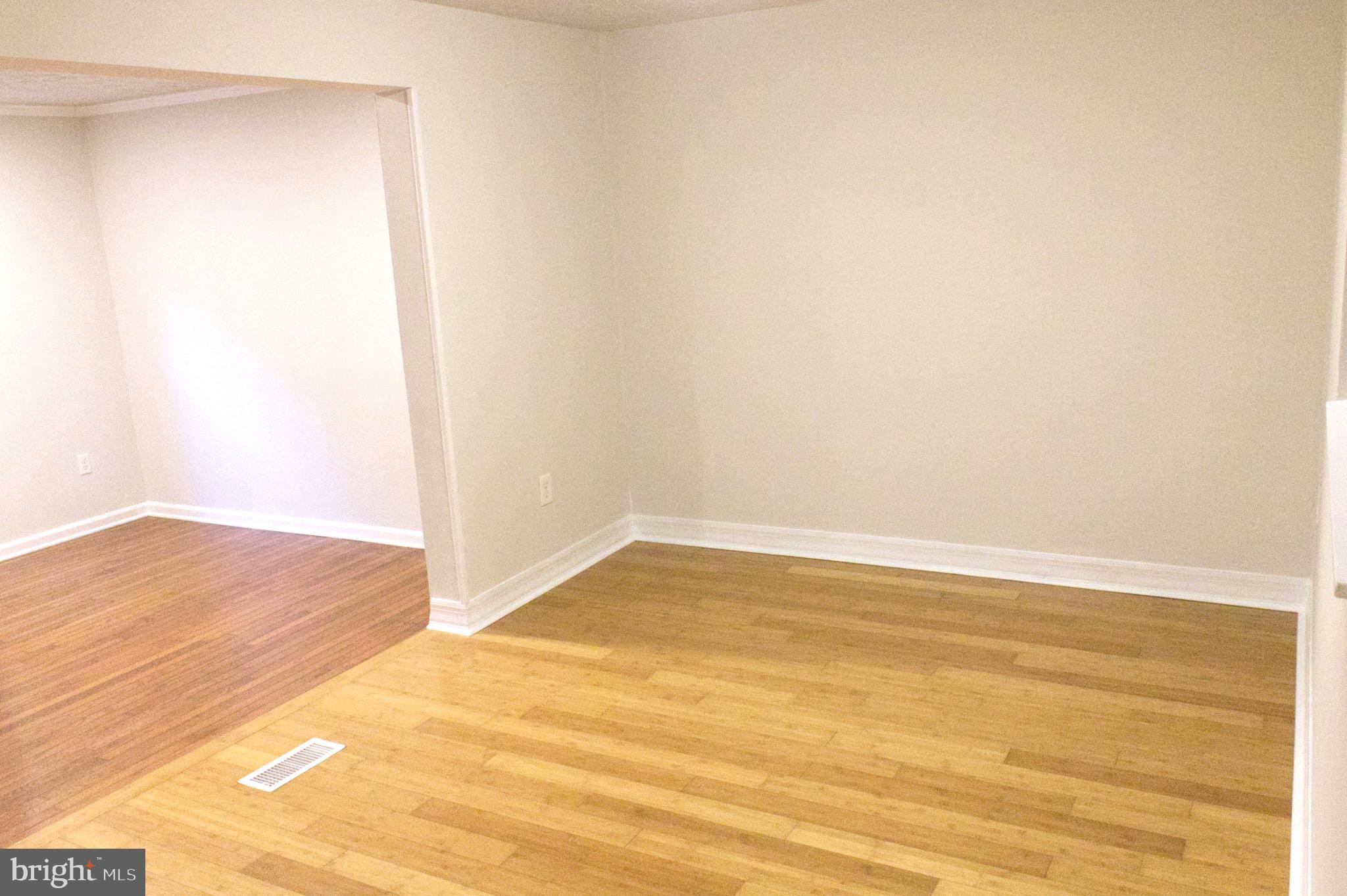 OAKMONT - Residential Lease